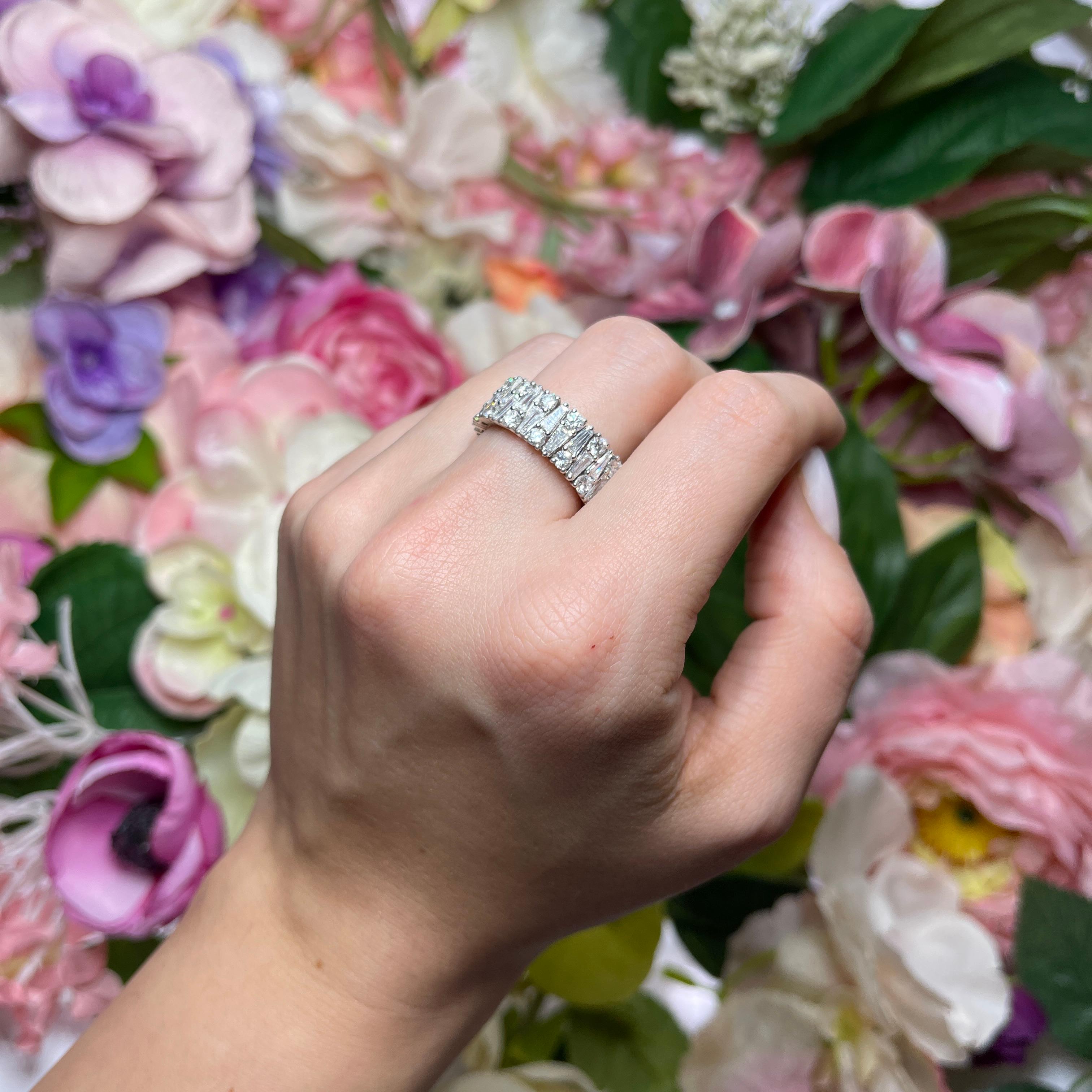 18K White Gold Eternity Ring with Brilliant, Trapezoid, and Round-Cut Diamonds For Sale 1
