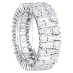 18K White Gold Eternity Ring with Brilliant, Trapezoid, and Round-Cut Diamonds