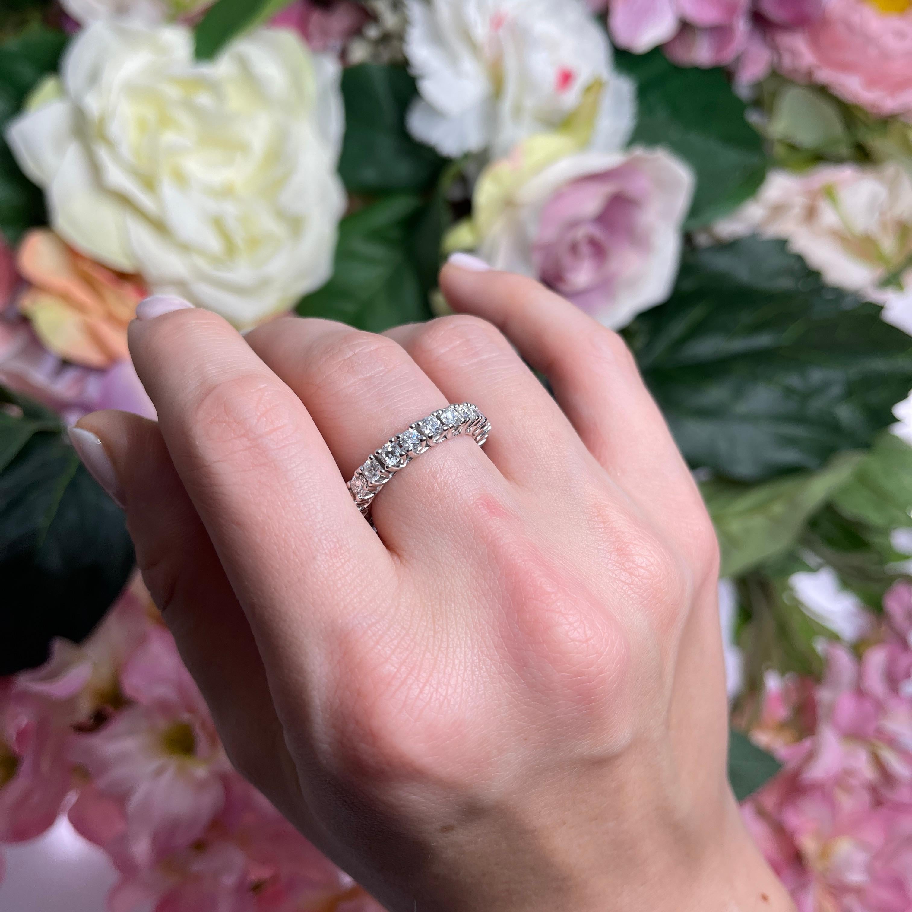 Women's or Men's 18K White Gold Eternity Ring with Natural White Diamonds For Sale