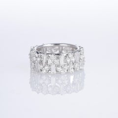 18K White Gold Eternity Ring with Trapezoid, Brilliant-Cut White Diamonds