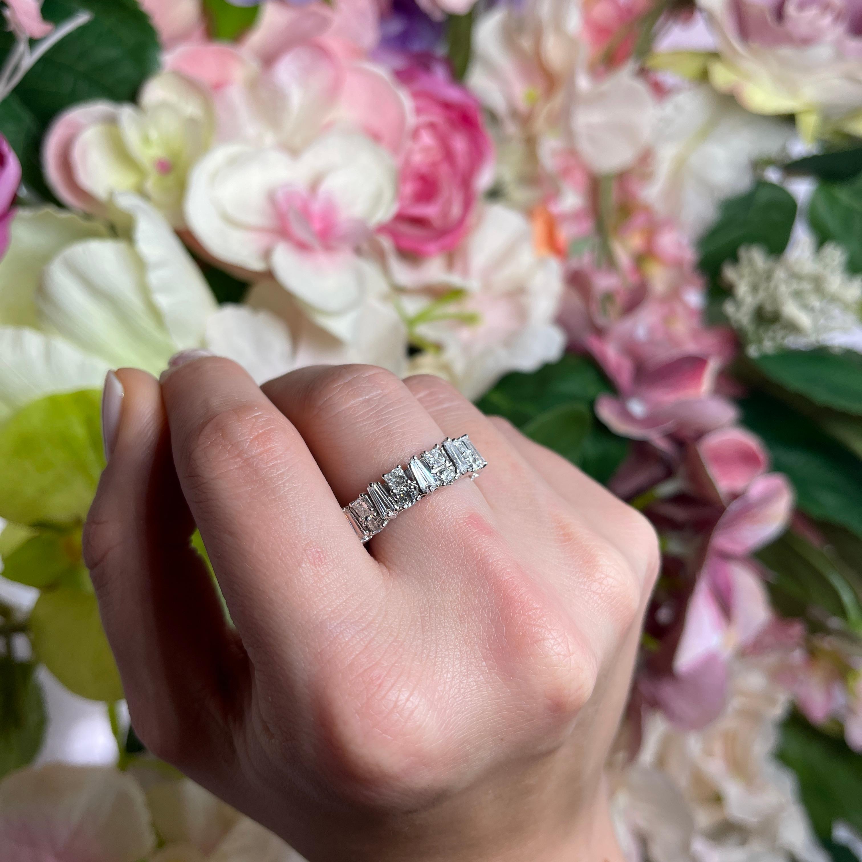 18K White Gold Eternity Ring with Trapezoid, Princess, and Brilliant-Cut Diamond For Sale 1