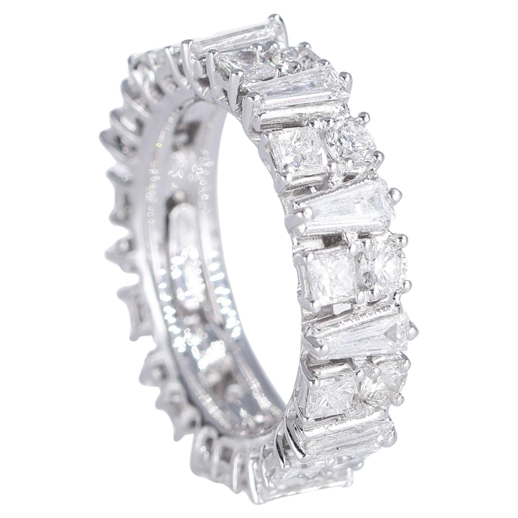 18K White Gold Eternity Ring with Trapezoid, Princess, and Brilliant-Cut Diamond