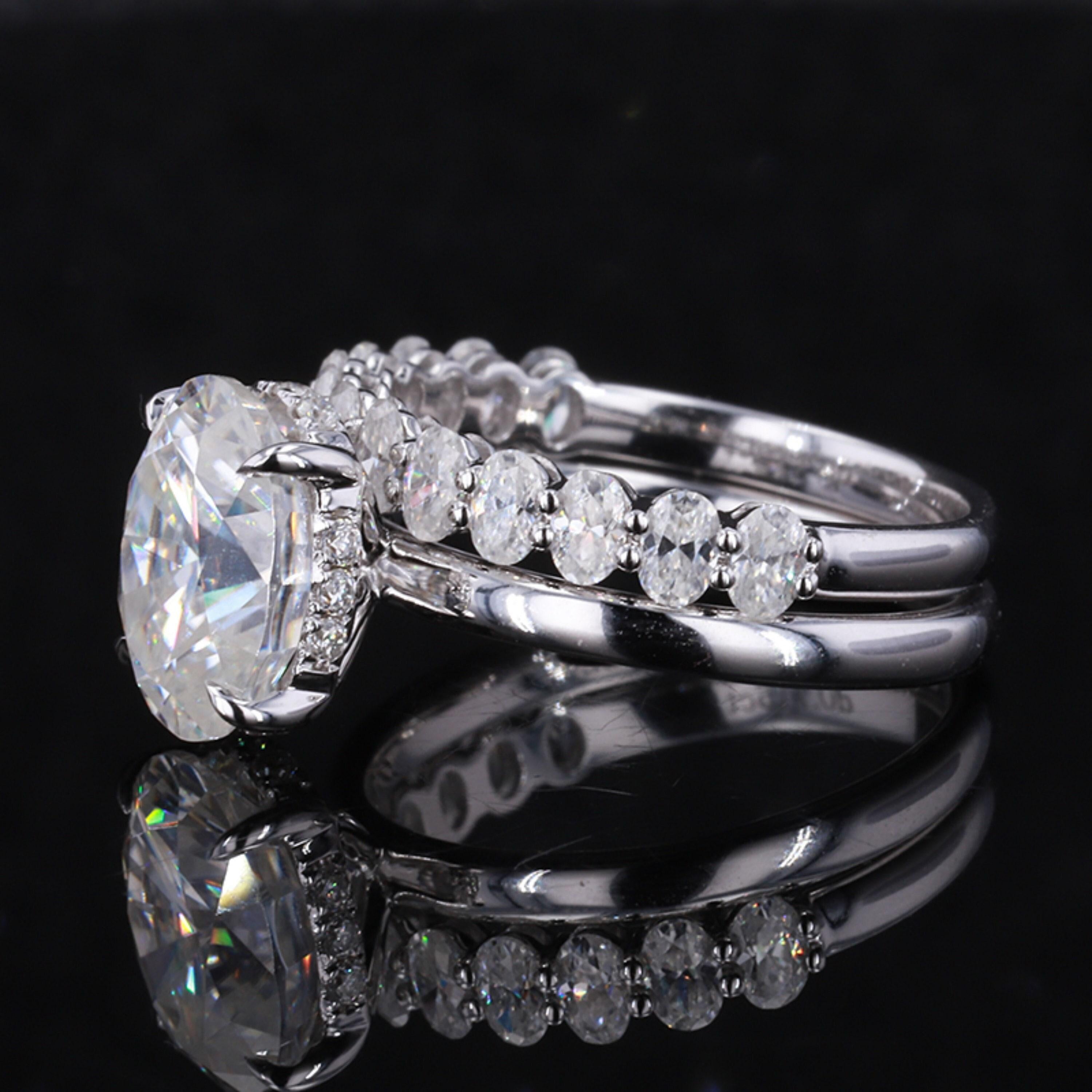 Im Angebot: Antiker 2 Karat zertifizierter natürlicher Diamant Verlobungsring in 18K Gold () 2