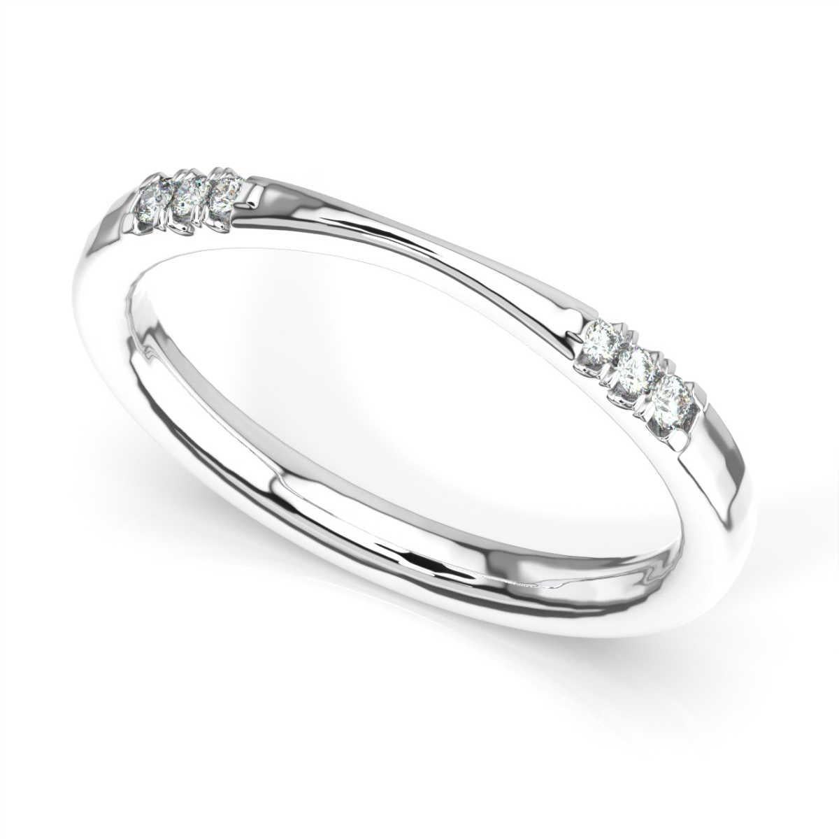 Round Cut 18K White Gold Evelyn Diamond Ring For Sale