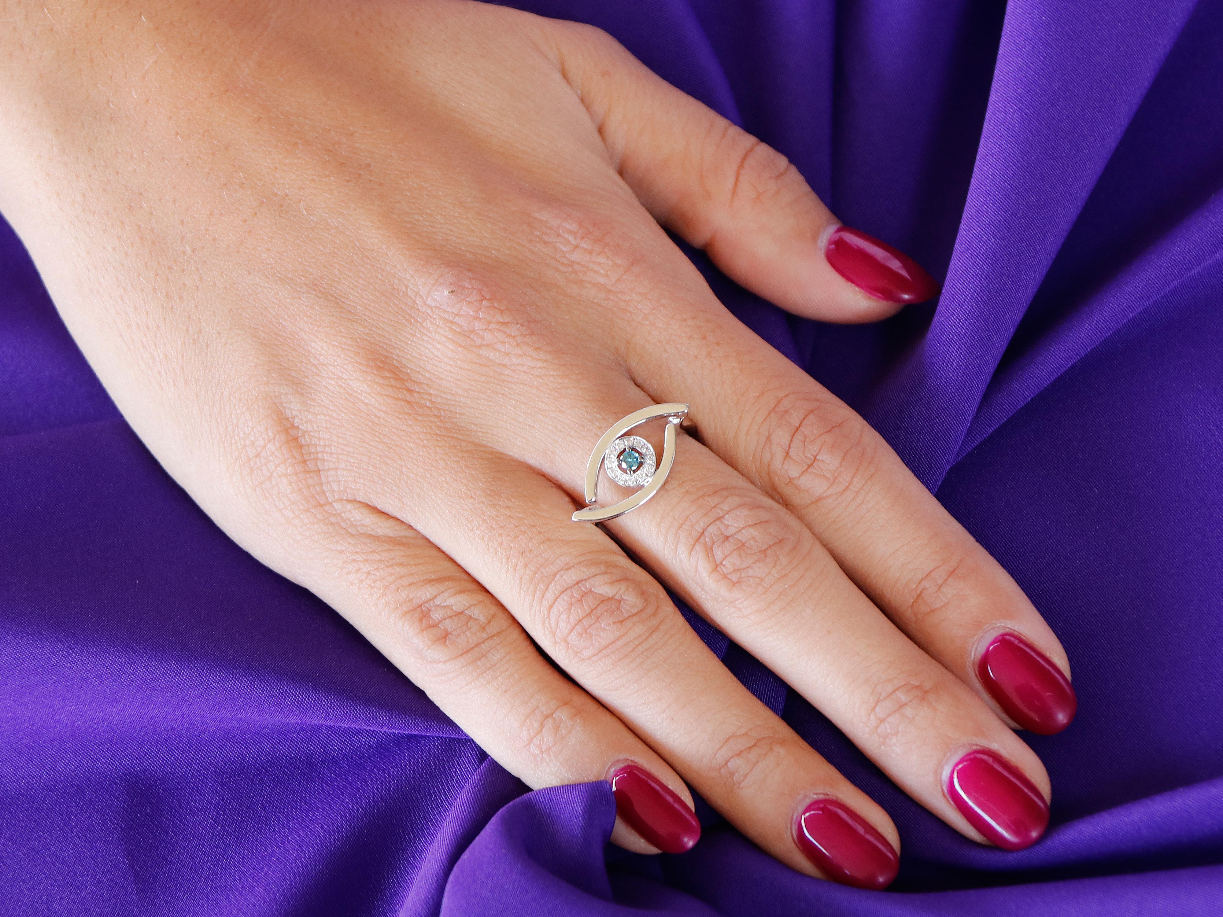 eye shaped engagement ring