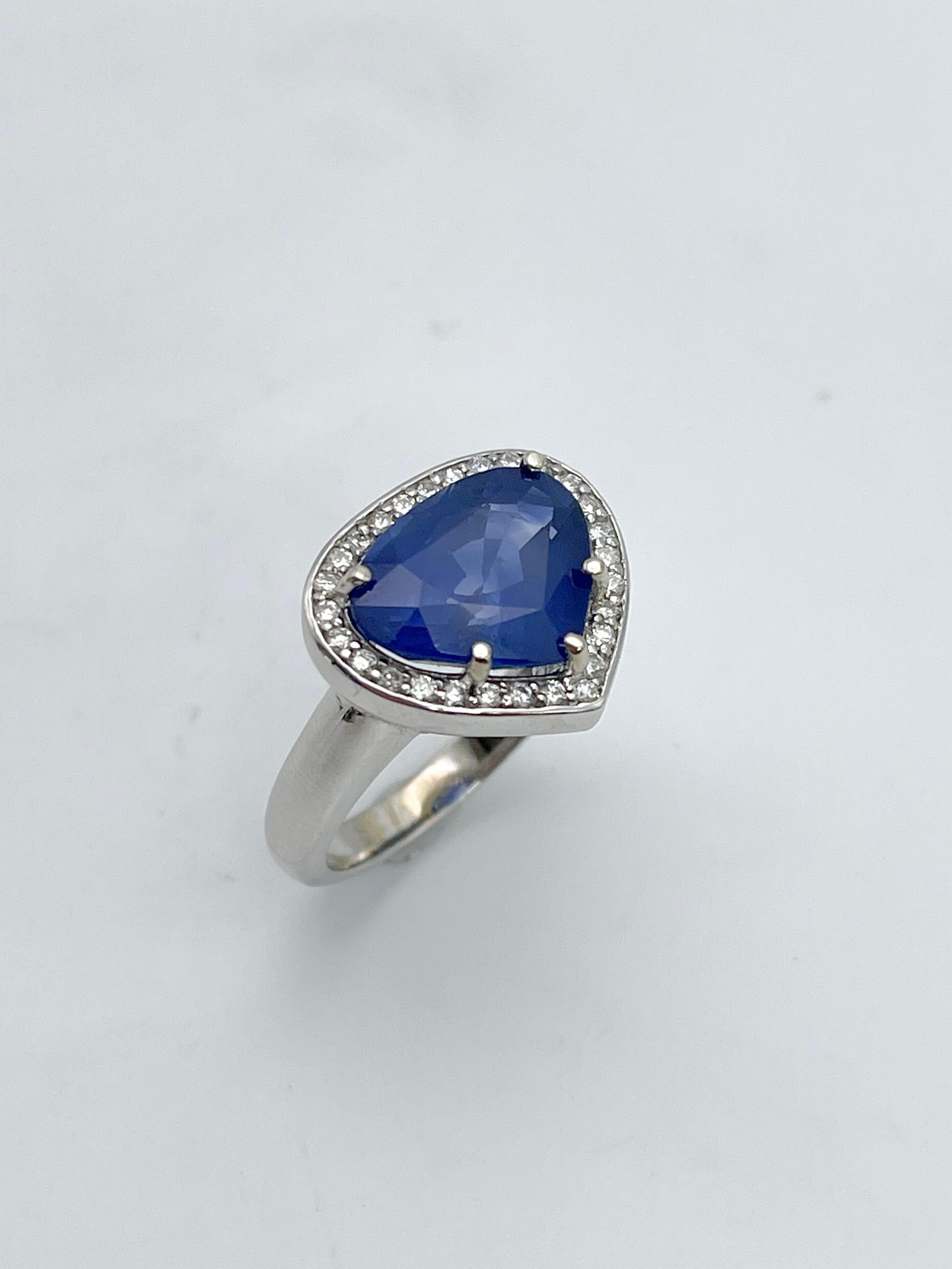 Trillion Cut 18K White Gold Fancy Blue Sapphire w/ Diamonds 6.76 ctw For Sale
