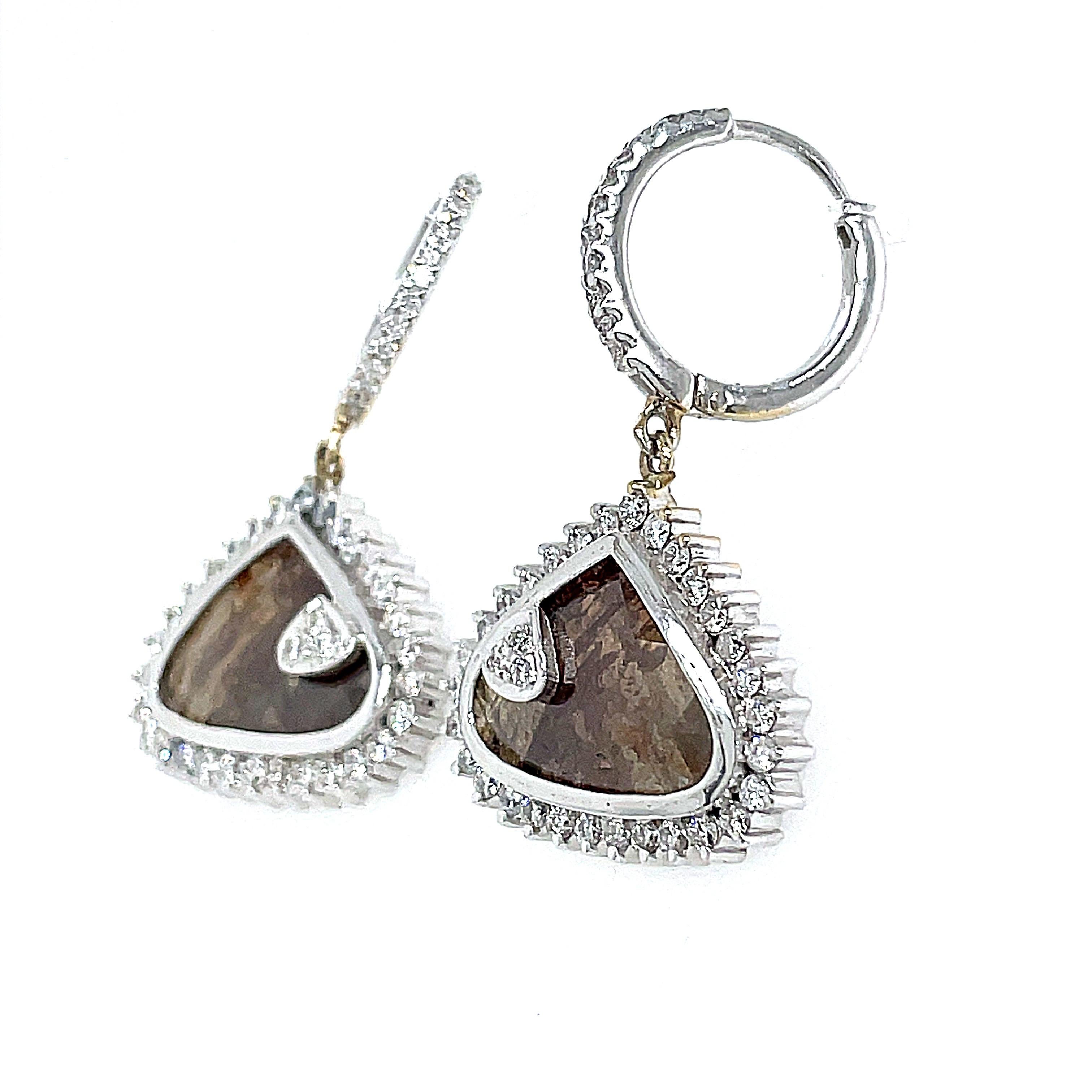 18k Weißgold Fancy Brown Diamant-Ohrringe im Angebot 2