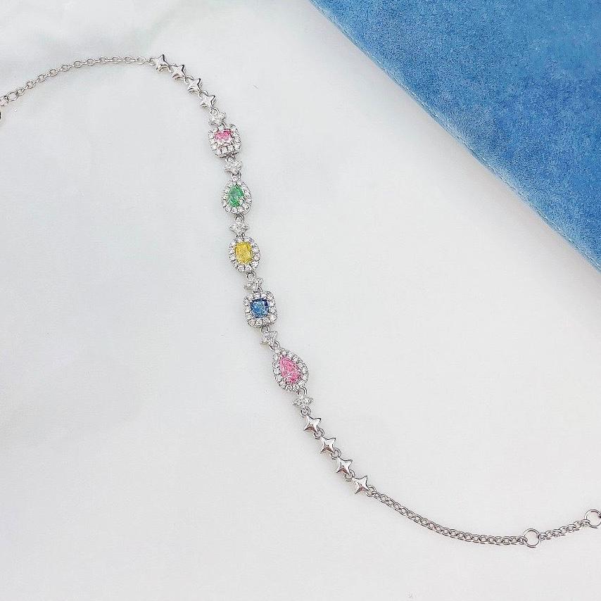 Cushion Cut 18K White Gold Fancy Diamond Classic Star Bracelet For Sale