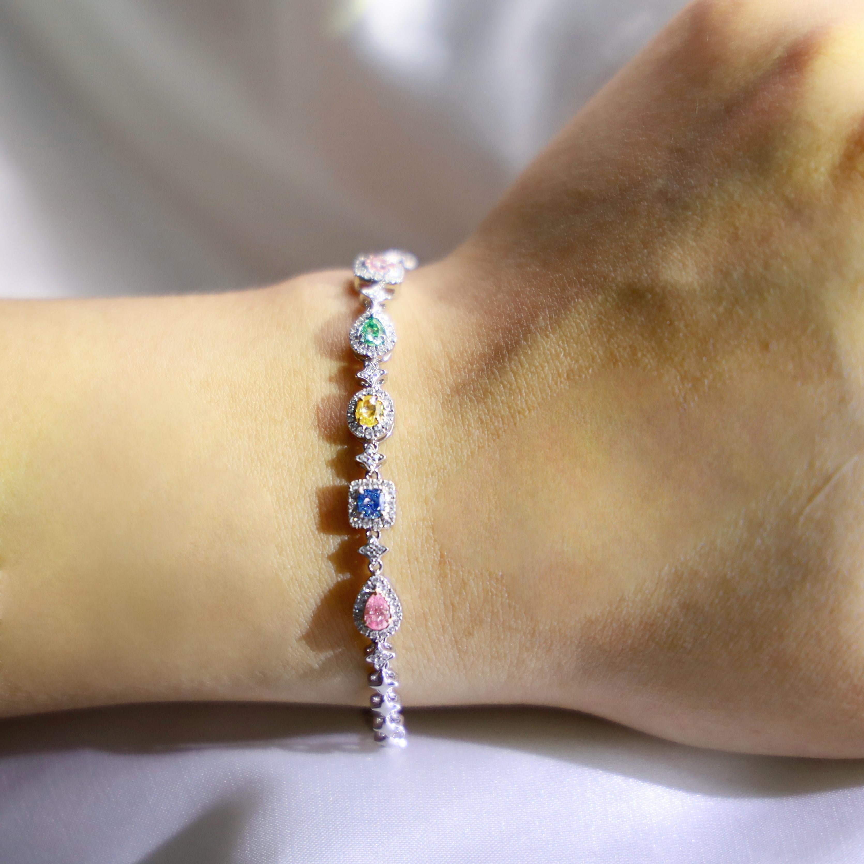 18K White Gold Fancy Diamond Classic Star Bracelet In New Condition For Sale In Kowloon, HK