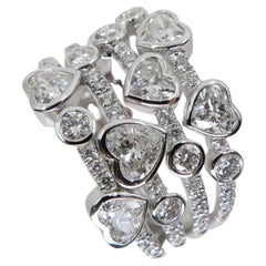 18K White Gold Fancy Heart Shaped Diamonds Cluster Cocktail Ring