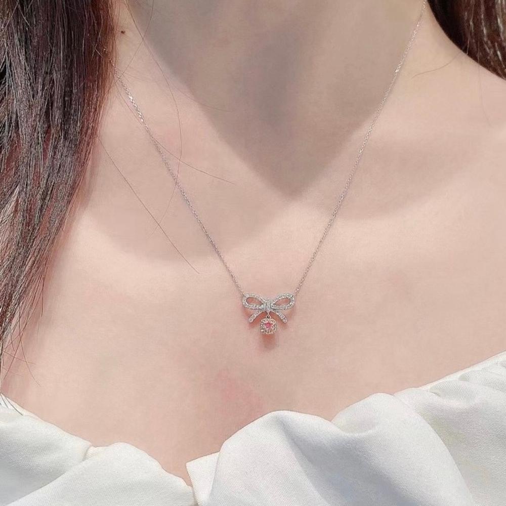 Modern 18K White Gold Fancy Pink Diamond & Diamond Pendant Necklace For Sale
