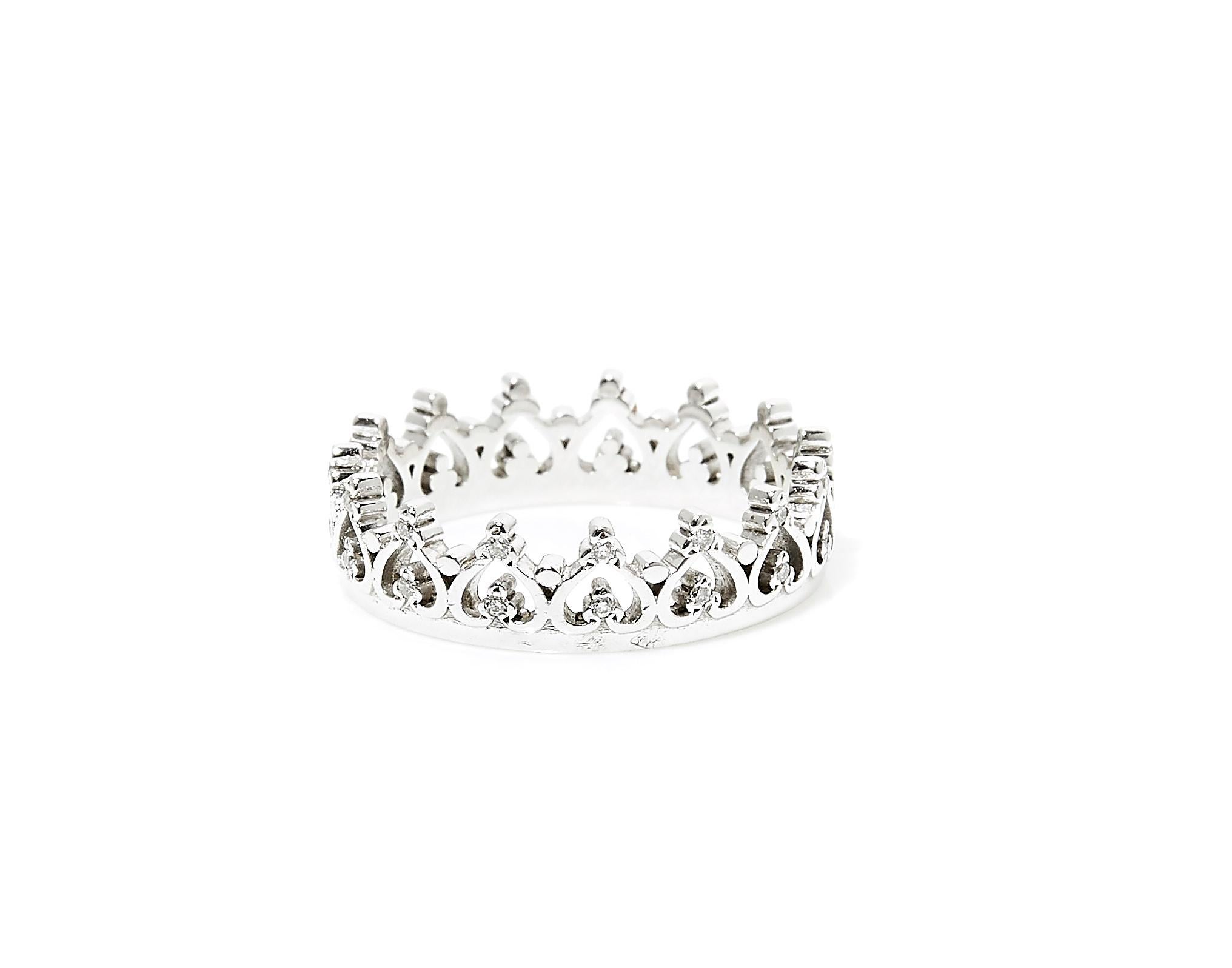 Contemporary 18 Karat White Gold Fashion or Wedding Ring with 0.15 Carat Diamonds For Sale