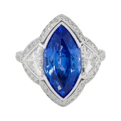 18k White Gold Fashion Ring with 6.70ct Blue Sapphire and Diamonds