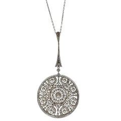 18K White Gold Filigree Diamond Pendant Necklace
