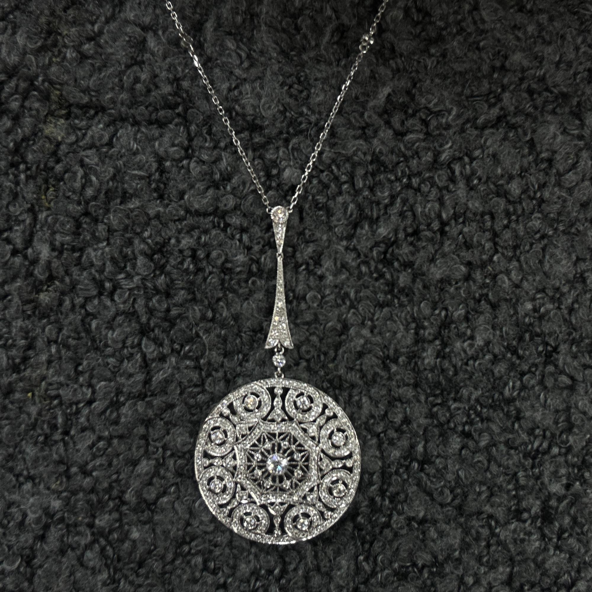 Women's 18K White Gold Filigree Diamond Pendant Necklace For Sale