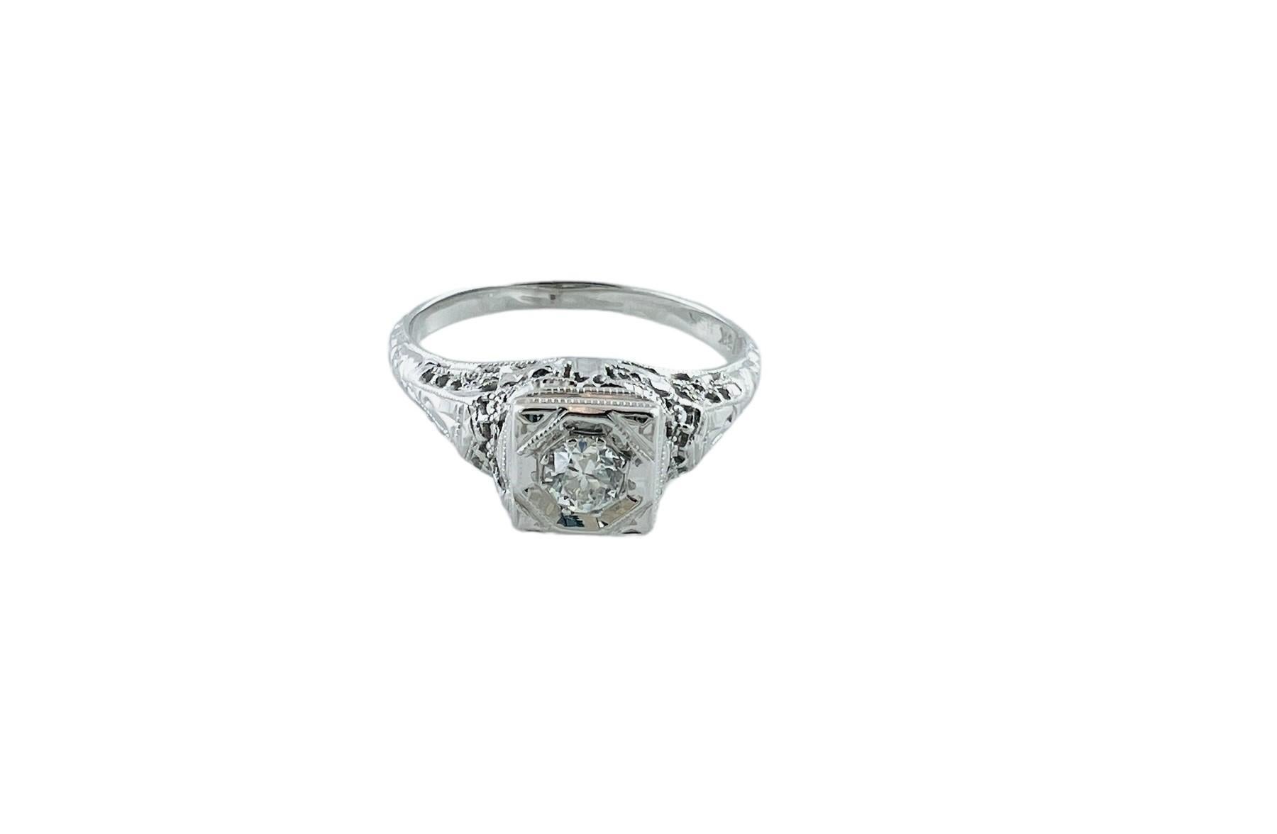 Brilliant Cut 18K White Gold Filigree Diamond Ring Size 7 #16547 For Sale