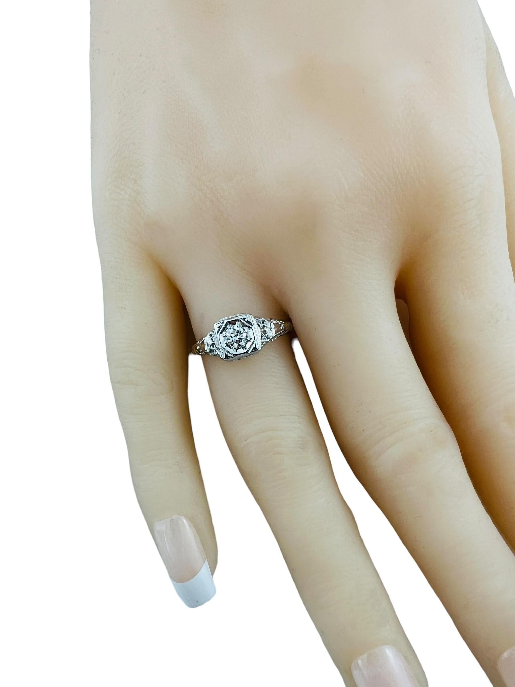 18K White Gold Filigree Diamond Ring Size 7 #16547 For Sale 3