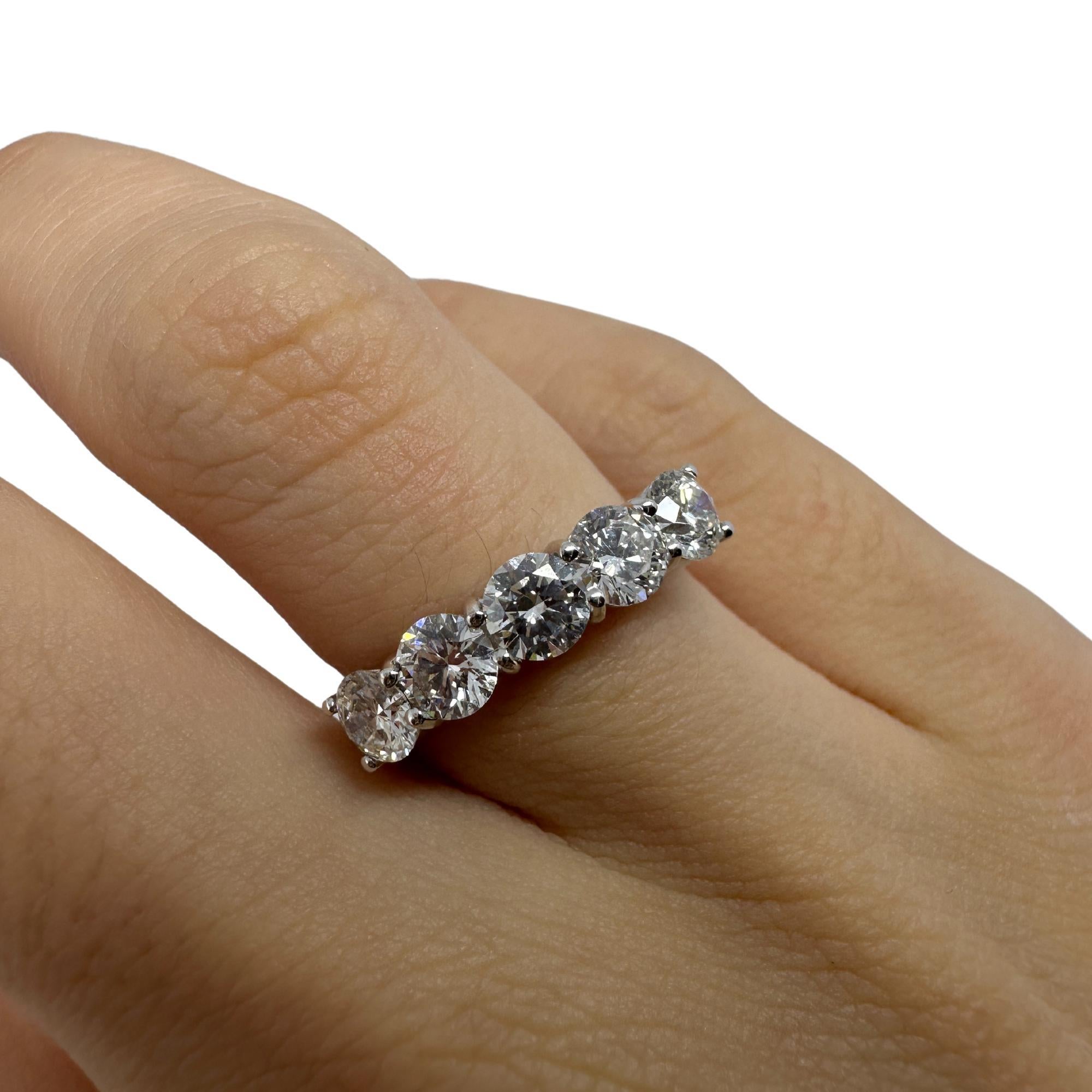 18K White Gold Five Stone Diamond Band Ring For Sale 5