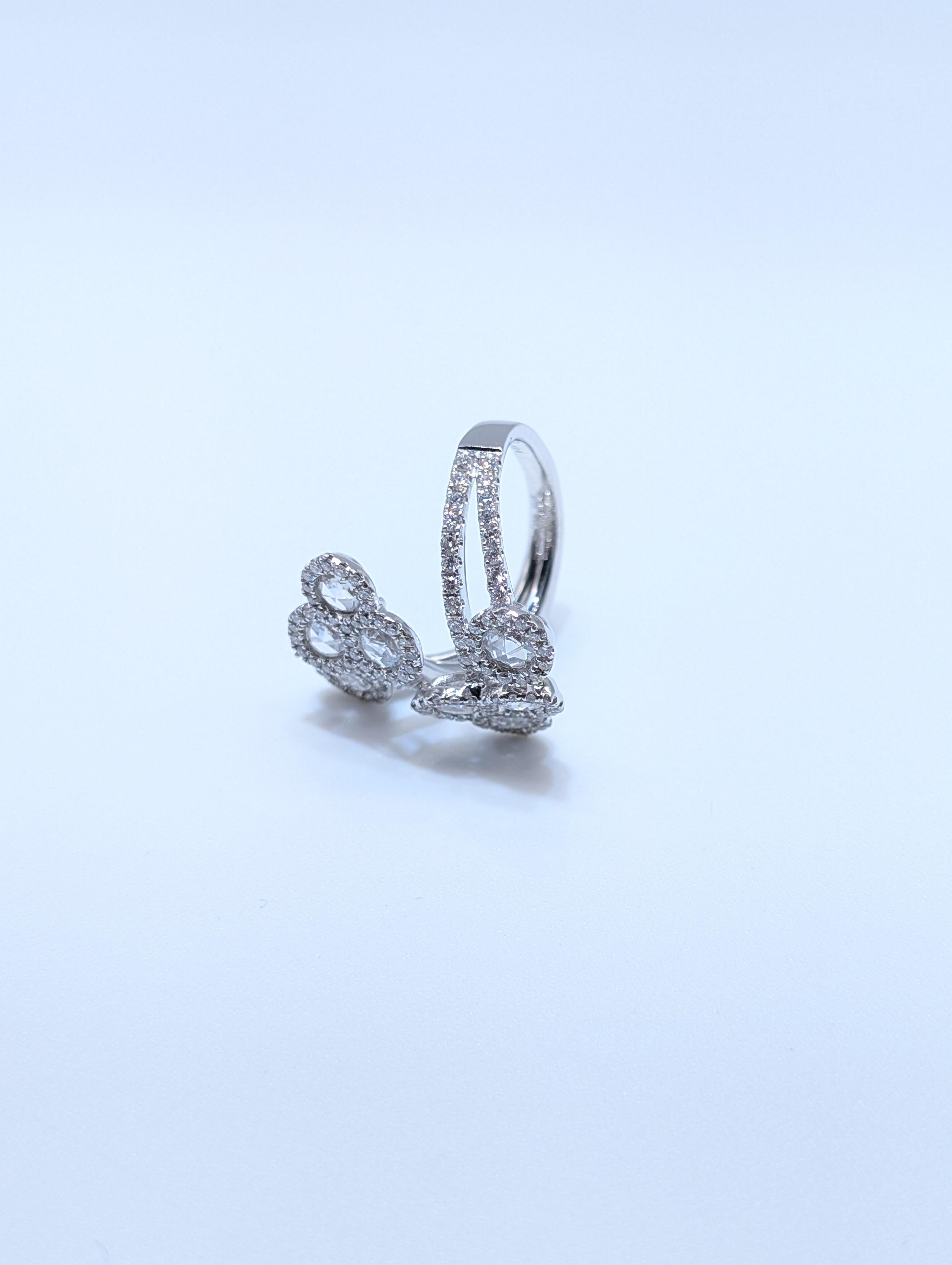 18K White Gold Floral By-pass Diamond Ring in vendita 2