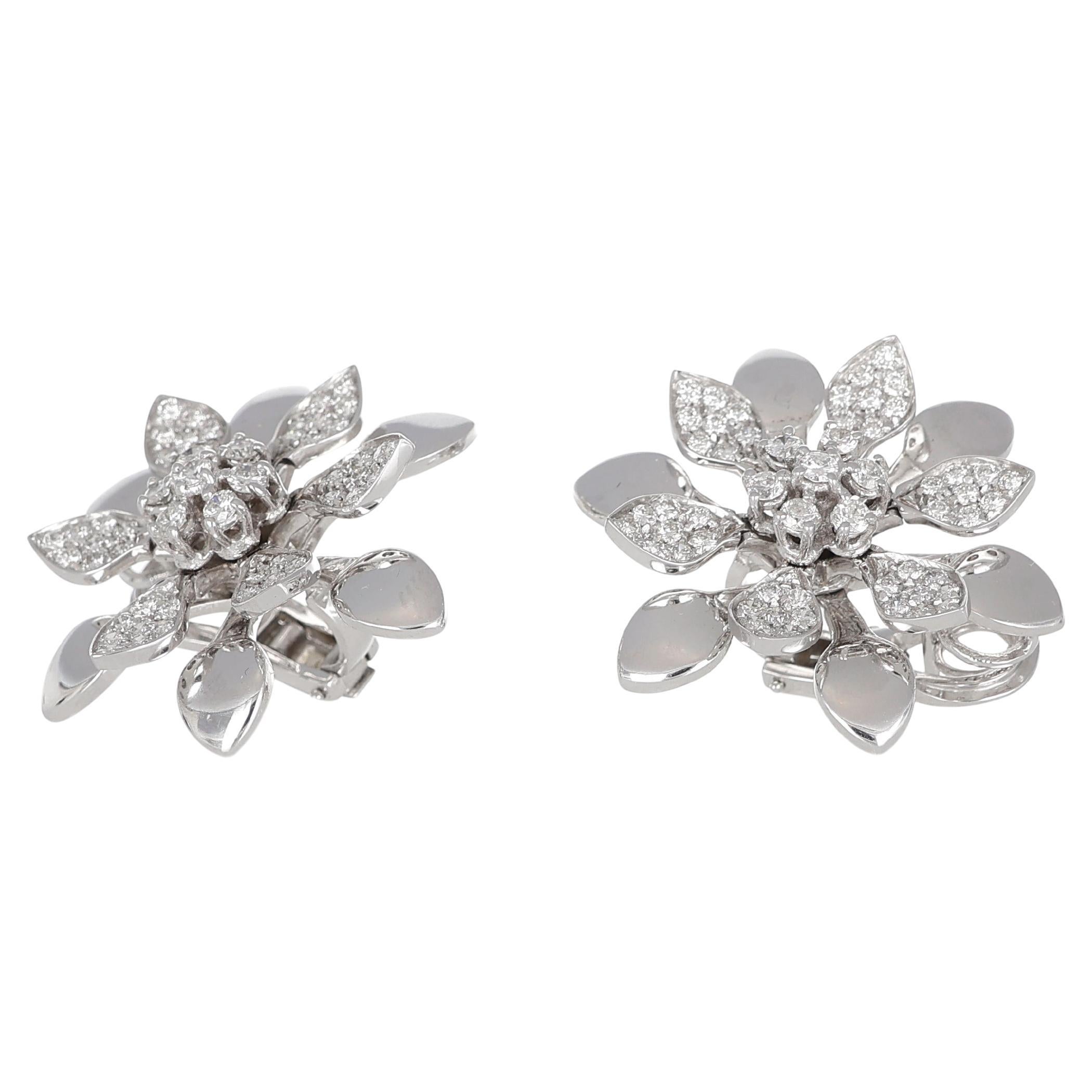 18K White Gold Floral Earrings with Diamond Pavé and Moving Petals For Sale