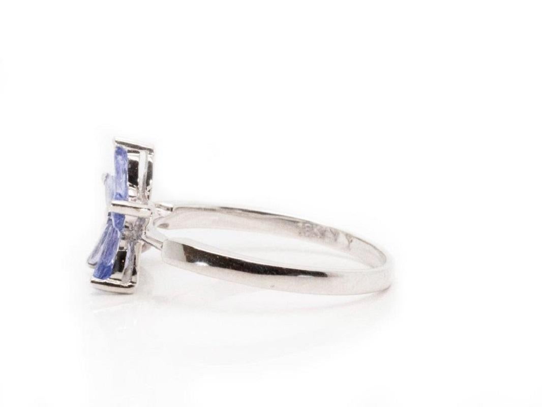 Women's 18K White Gold Flower Design Ring with 1.05 Ct Diamond and Tanzanite, NGI Cert For Sale