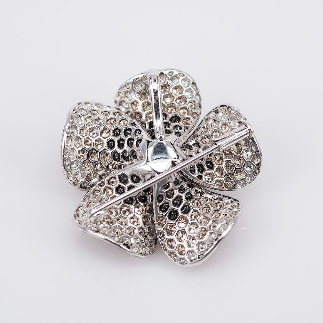 18k white gold flower Diamond Brooch For Sale at 1stDibs | brooches ...