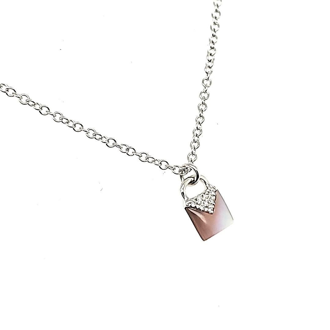 Round Cut 18k White Gold Freshwater Pearl Cts 0.20 Diamond Lock Necklace For Sale