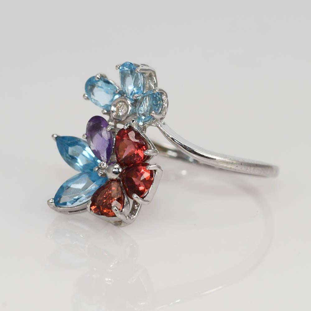 Anello con pietra preziosa in oro bianco 18K 3,1g in vendita 1