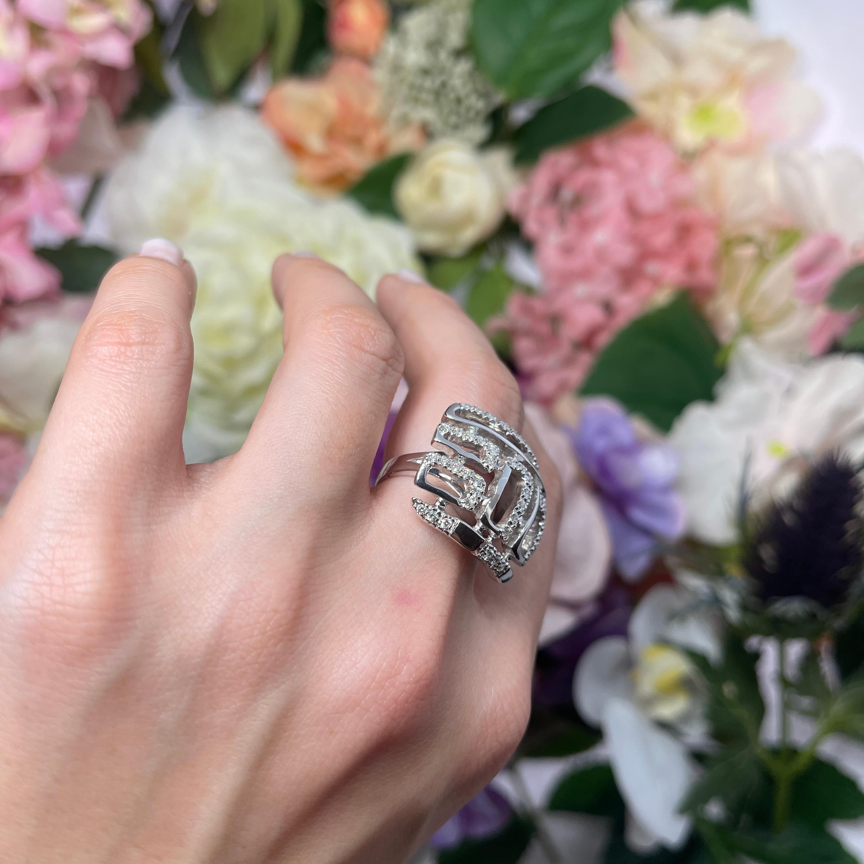 18K White Gold Geometric Diamond Ring For Sale 4