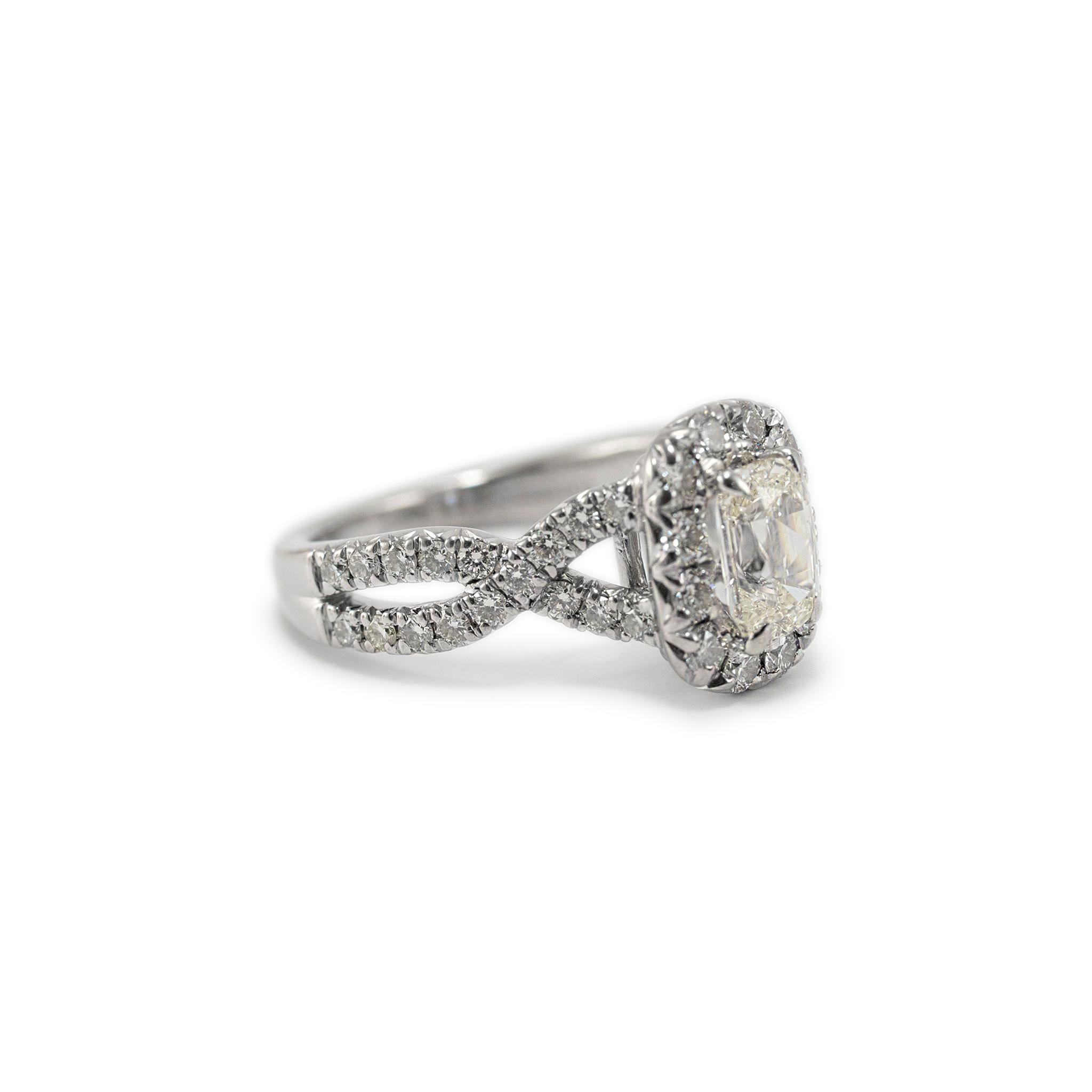 Women's 18K White Gold GIA 1.01ct Cushion Cut Diamond Crossover Shank Engagement Ring For Sale