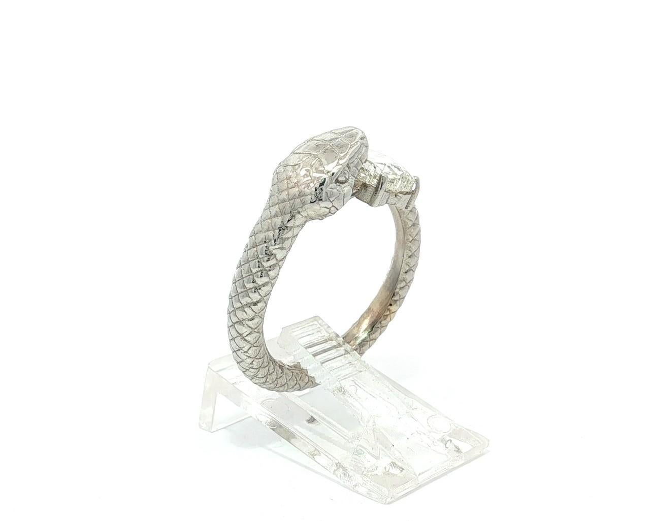 Anello con serpente strutturato in oro bianco 18k GIA 1,01ct Unique Rose Apple Shape Diamond in vendita 15