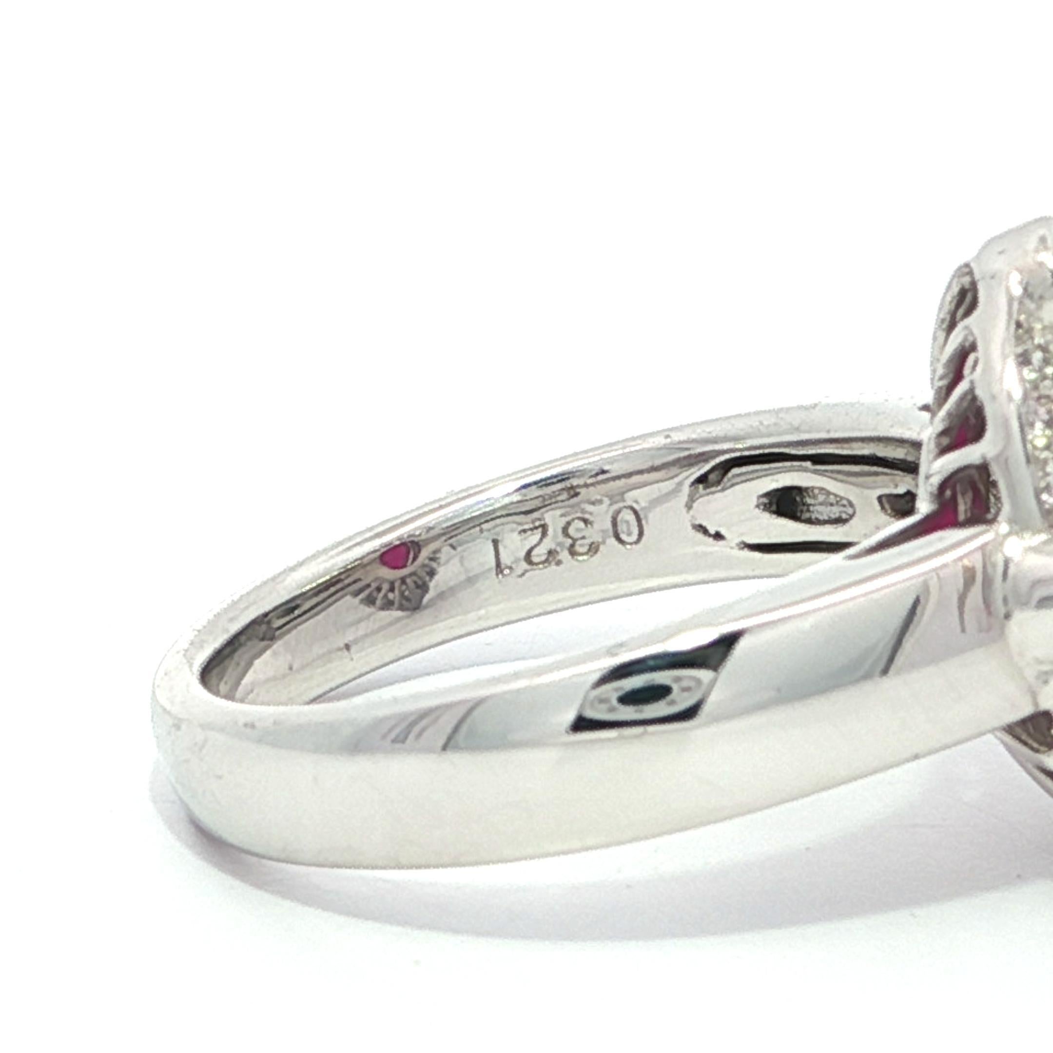 Anello in oro bianco 18k GIA 1,77ctw taglio ovale con rubino rosso vivo e diamante a raggiera in vendita 1