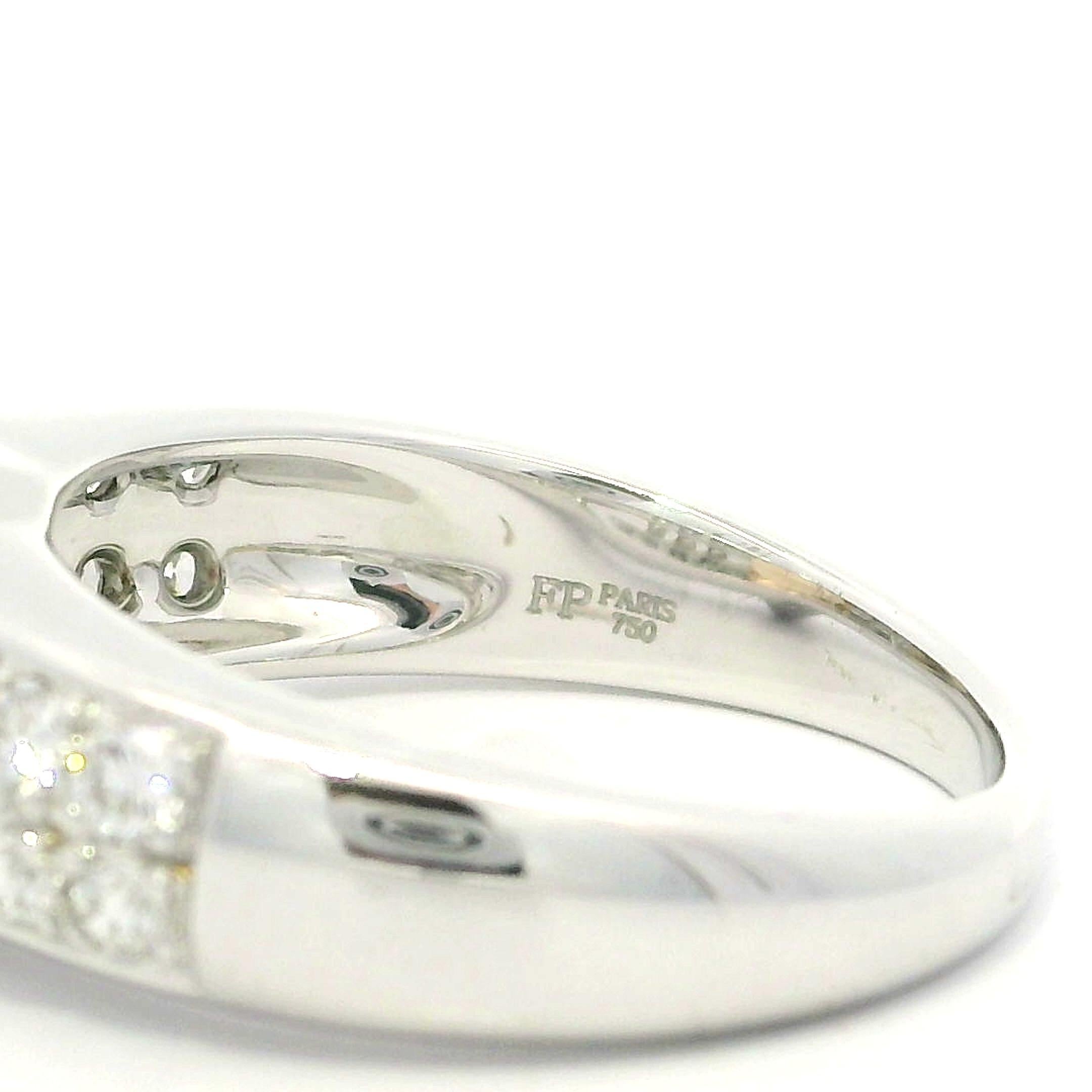 18k White Gold GIA 2.40ctw Oval Orange Precious Topaz & Diamond Band Ring In Excellent Condition For Sale In Montclair, NJ