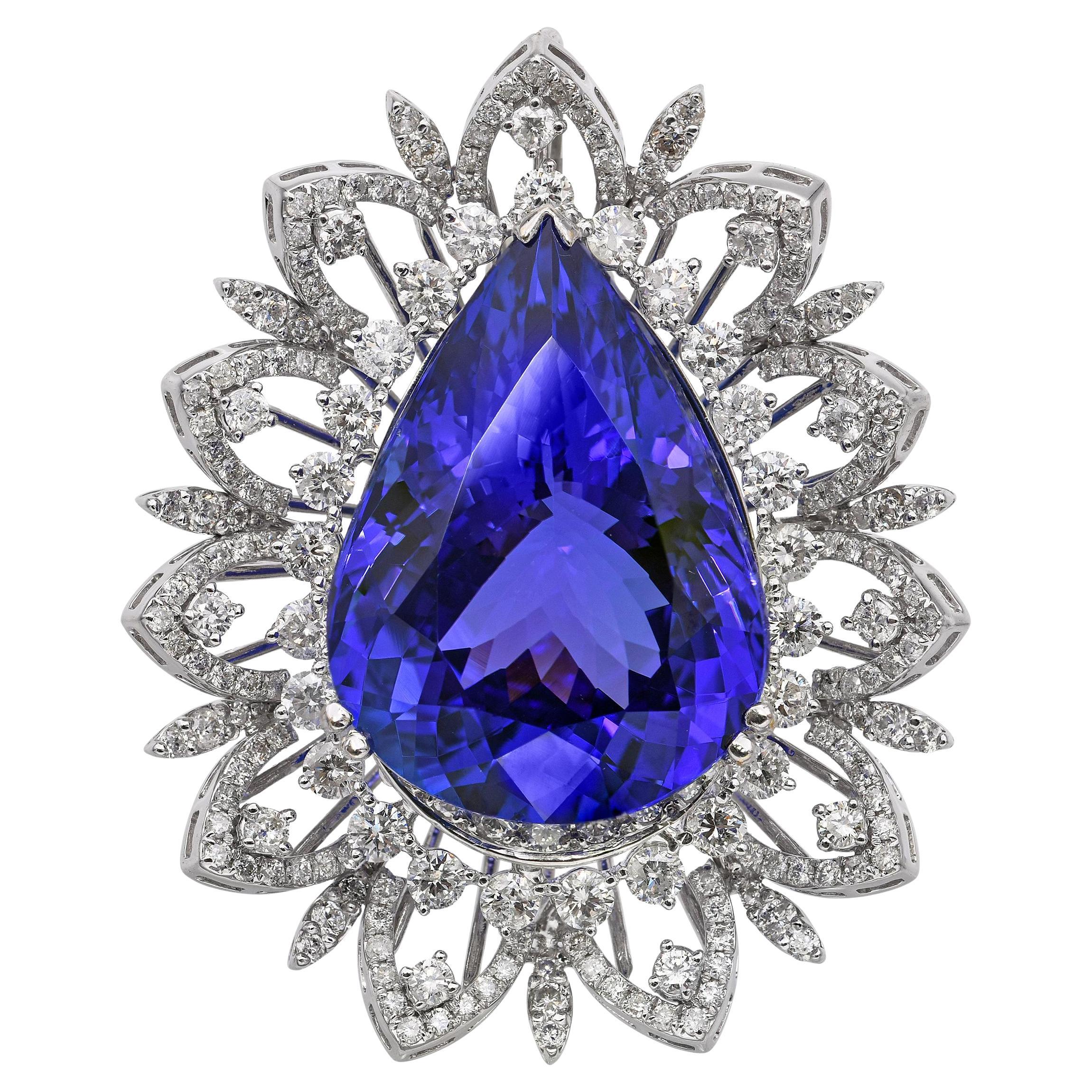 Colgante de oro blanco de 18 quilates con tanzanita GIA de 32,82 ct y diamantes de 4,32 tcw en venta