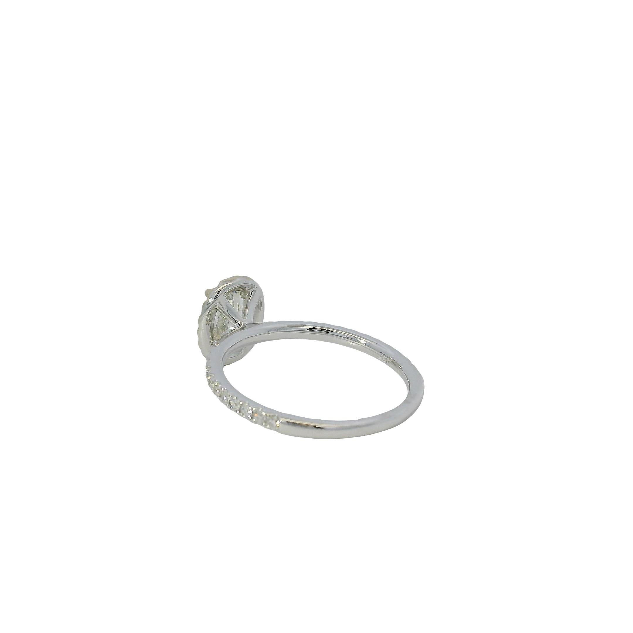 Anillo de compromiso de oro blanco de 18k con diamante de talla oval certificada por GIA de 0,71 ct en venta 5