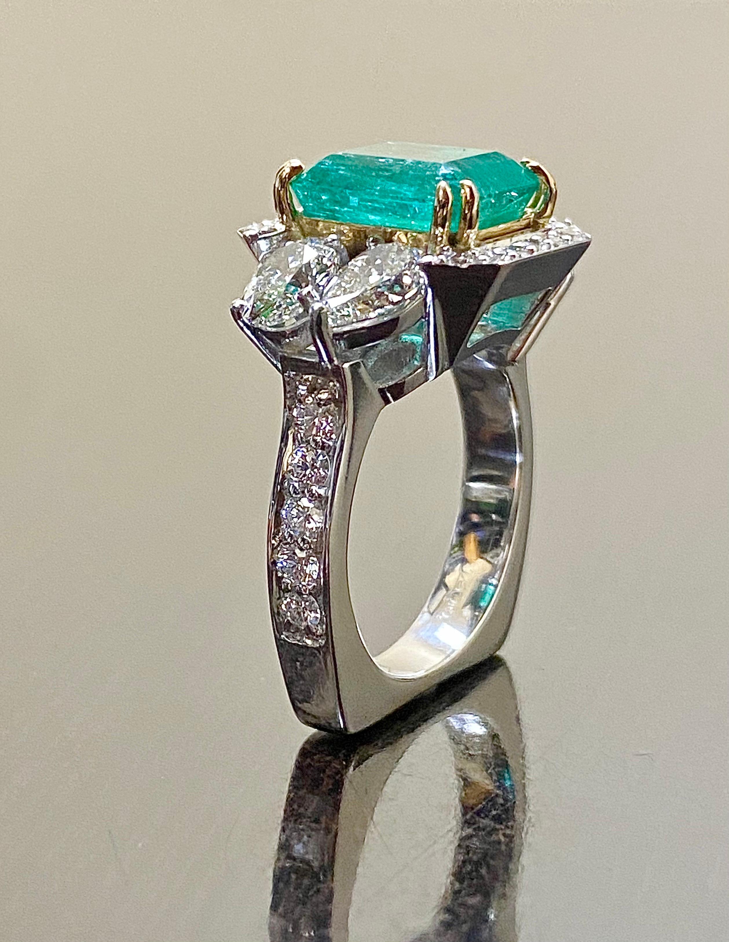 18K White Gold GIA Certified 4.87 Carat Colombian Emerald Diamond Ring In New Condition For Sale In Los Angeles, CA