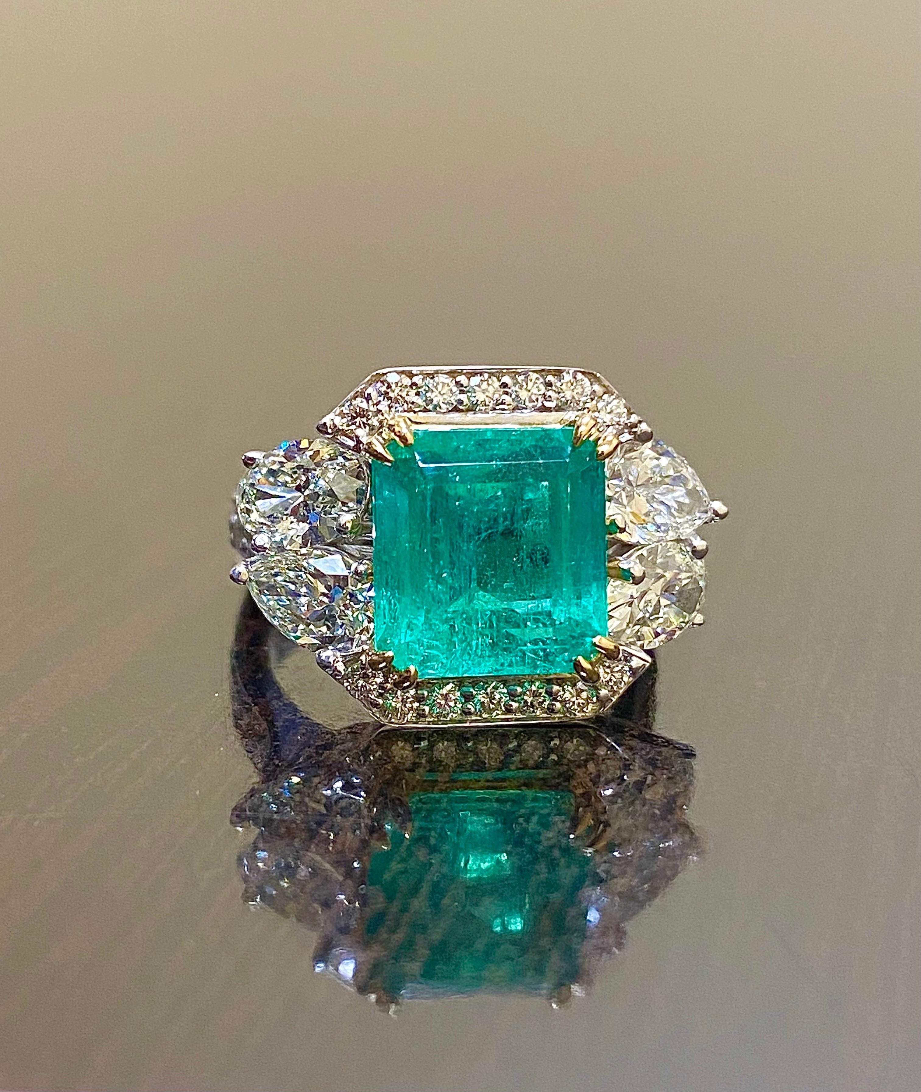 18 Karat Weißgold GIA zertifizierter 4,87 Karat kolumbianischer Smaragd-Diamant-Ring Herren im Angebot