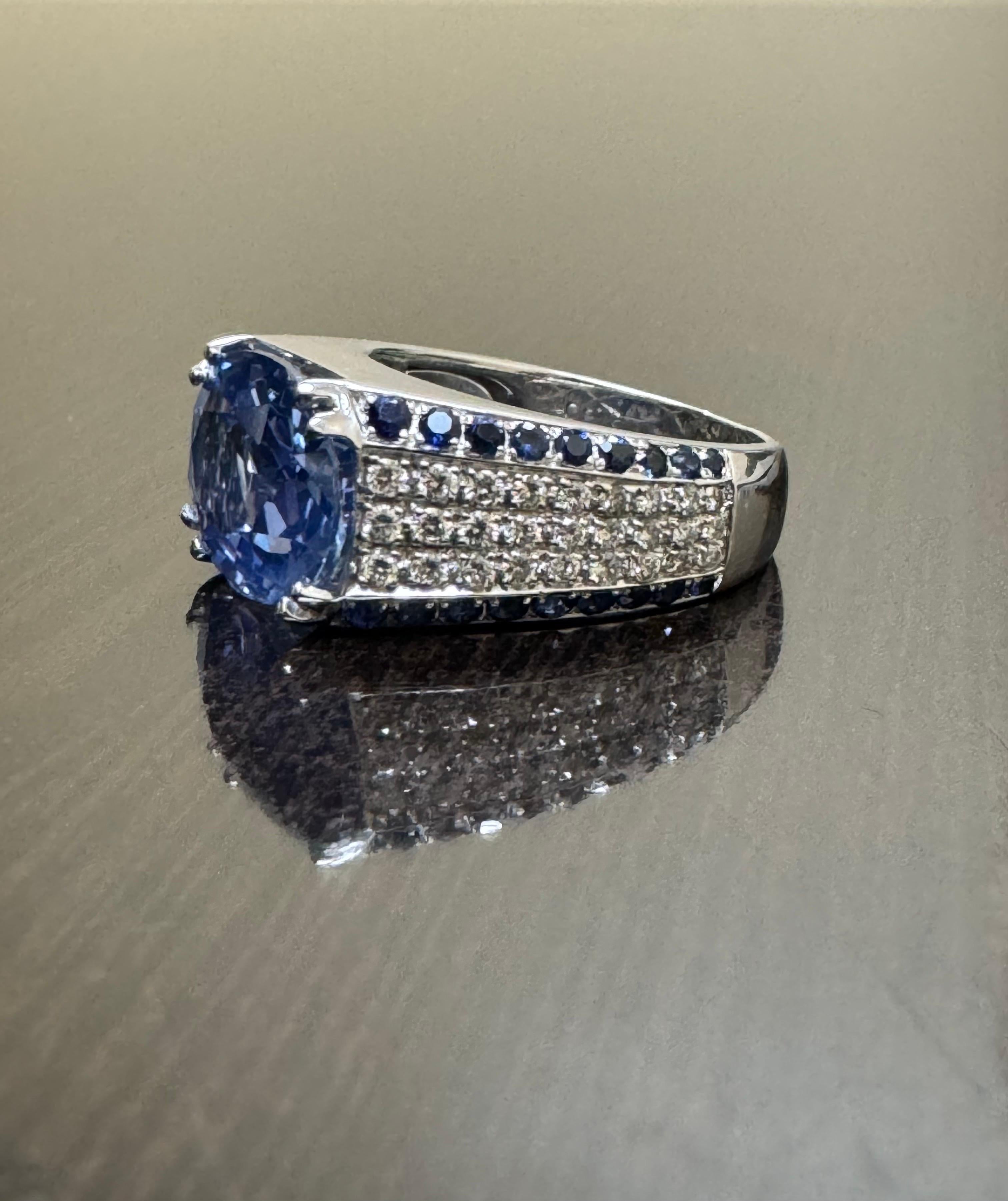 Bague Est-Ouest en or blanc 18 carats certifiée GIA, saphir bleu de 7,31 carats, sans chaleur Neuf - En vente à Los Angeles, CA