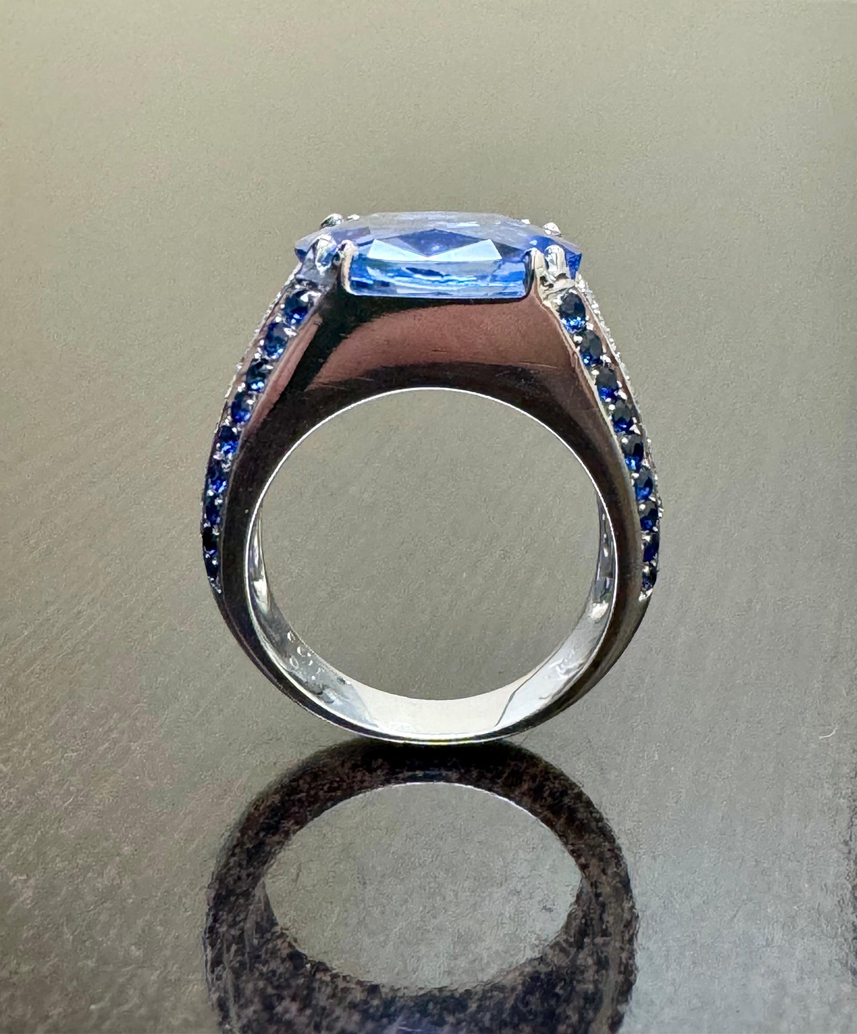 Bague Est-Ouest en or blanc 18 carats certifiée GIA, saphir bleu de 7,31 carats, sans chaleur en vente 2