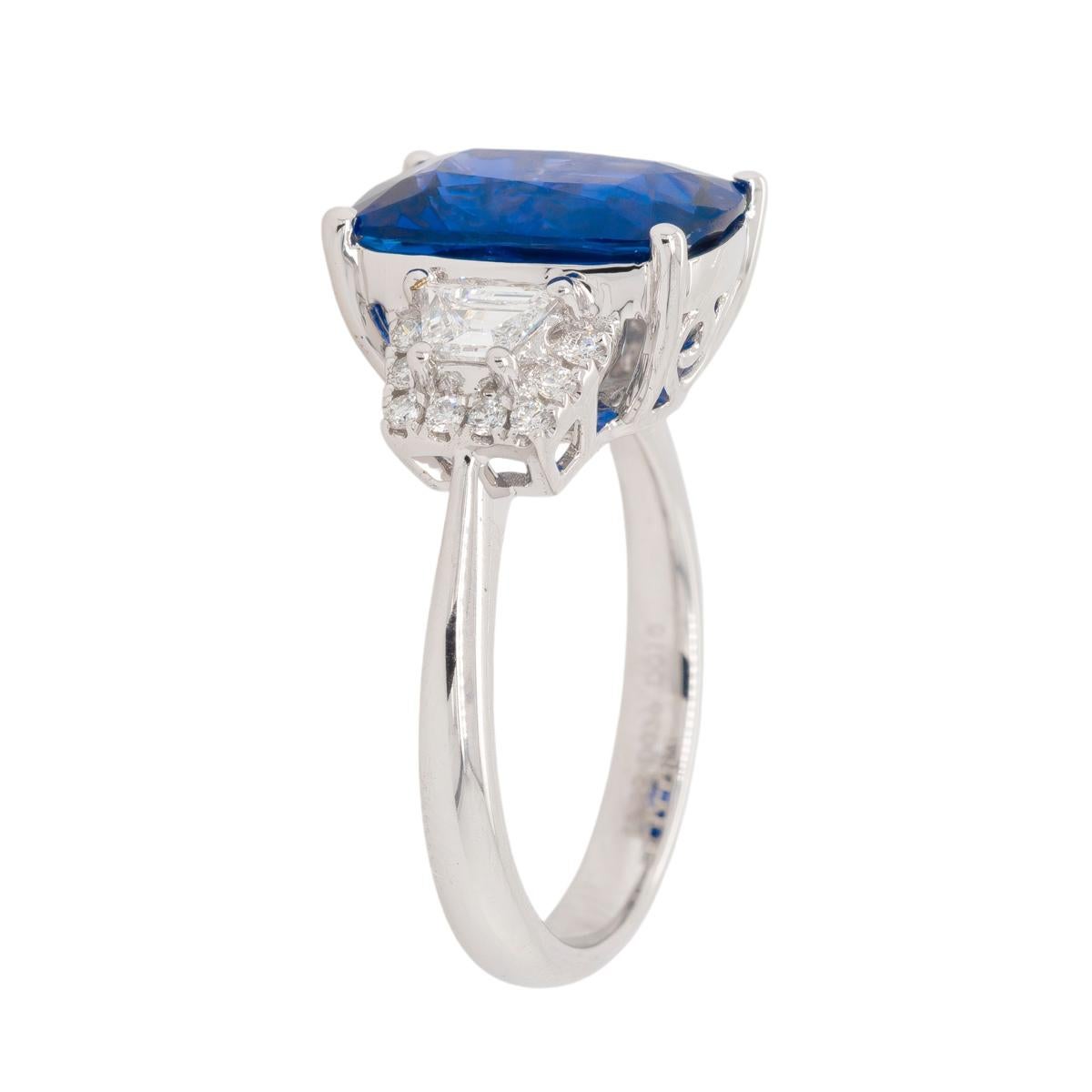Ring aus 18 Karat Weißgold mit GIA-zertifiziertem Diamant und Saphir 2