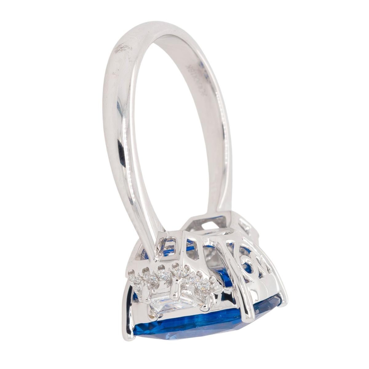 Ring aus 18 Karat Weißgold mit GIA-zertifiziertem Diamant und Saphir 3