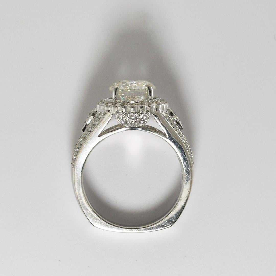 18K White Gold GIA Certified Diamond Engagement Ring 2.61ct For Sale 2