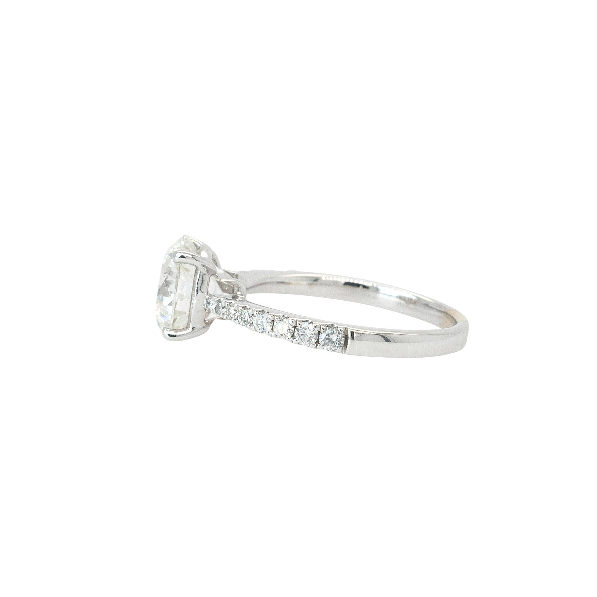 Anello di fidanzamento con diamante certificato GIA in oro bianco 18 carati in vendita 2