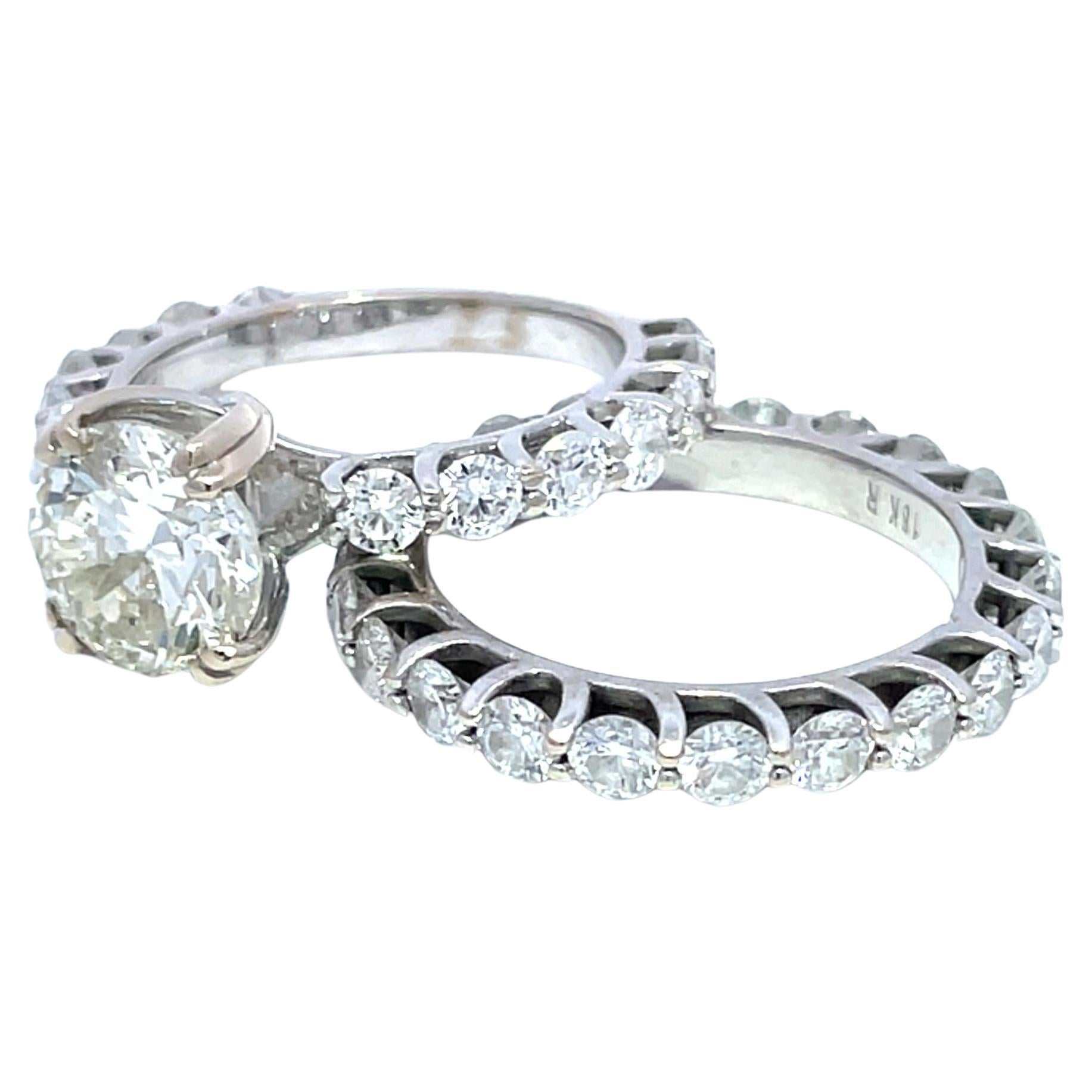 Bagues de mariage en or blanc 18 carats avec diamants naturels certifiés GIA en vente