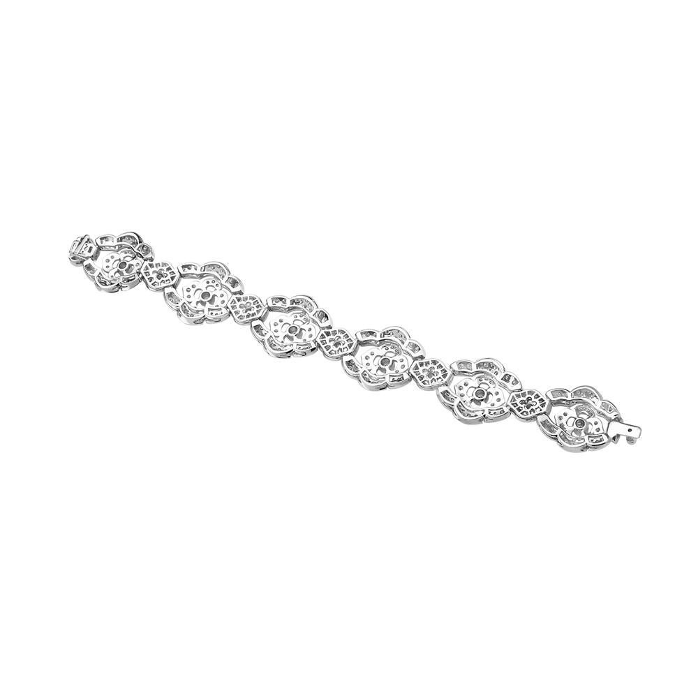 Contemporain Bracelet fleur en or blanc 18 carats et diamants en vente
