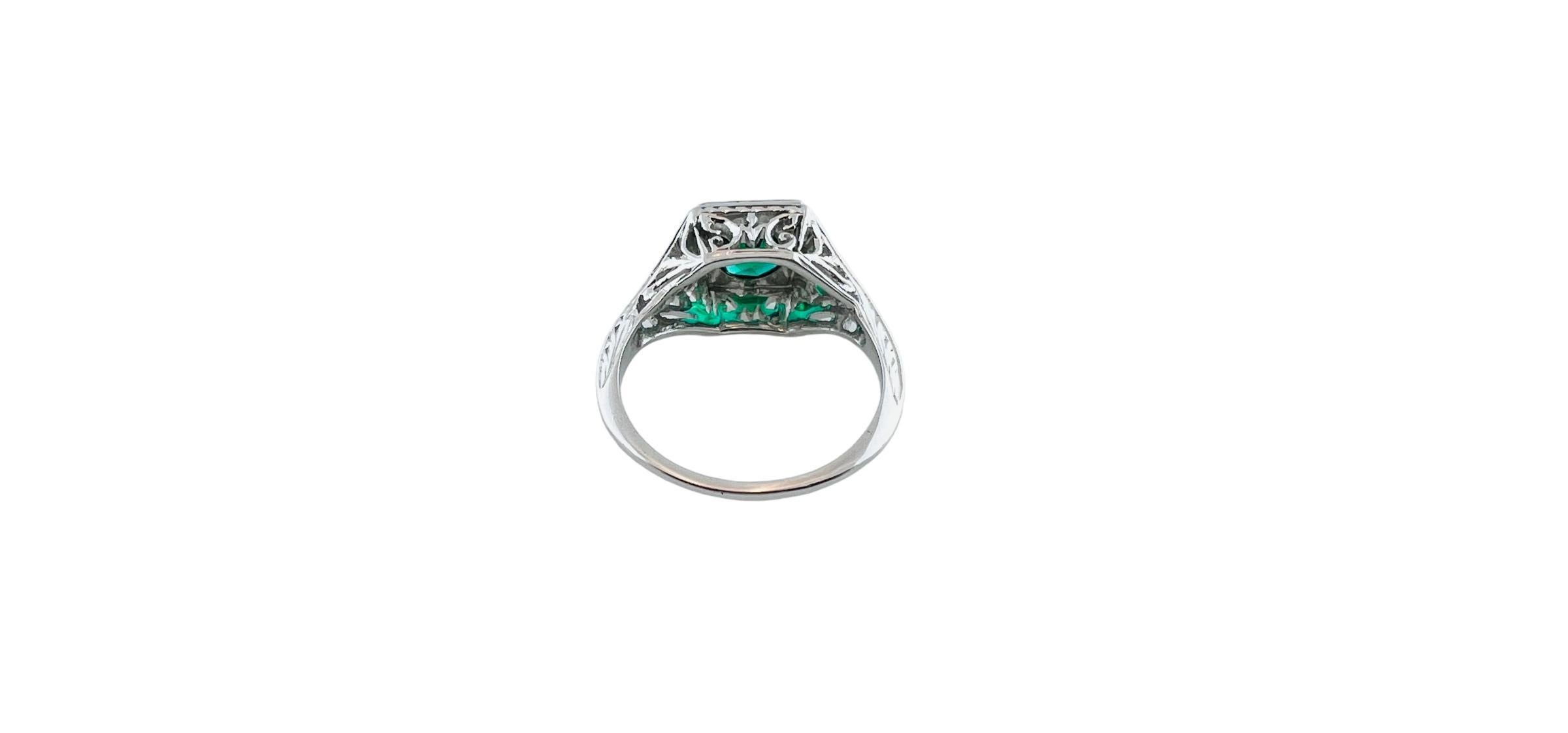 18K White Gold Green Garnet Filigree Ring #15993 In Good Condition For Sale In Washington Depot, CT