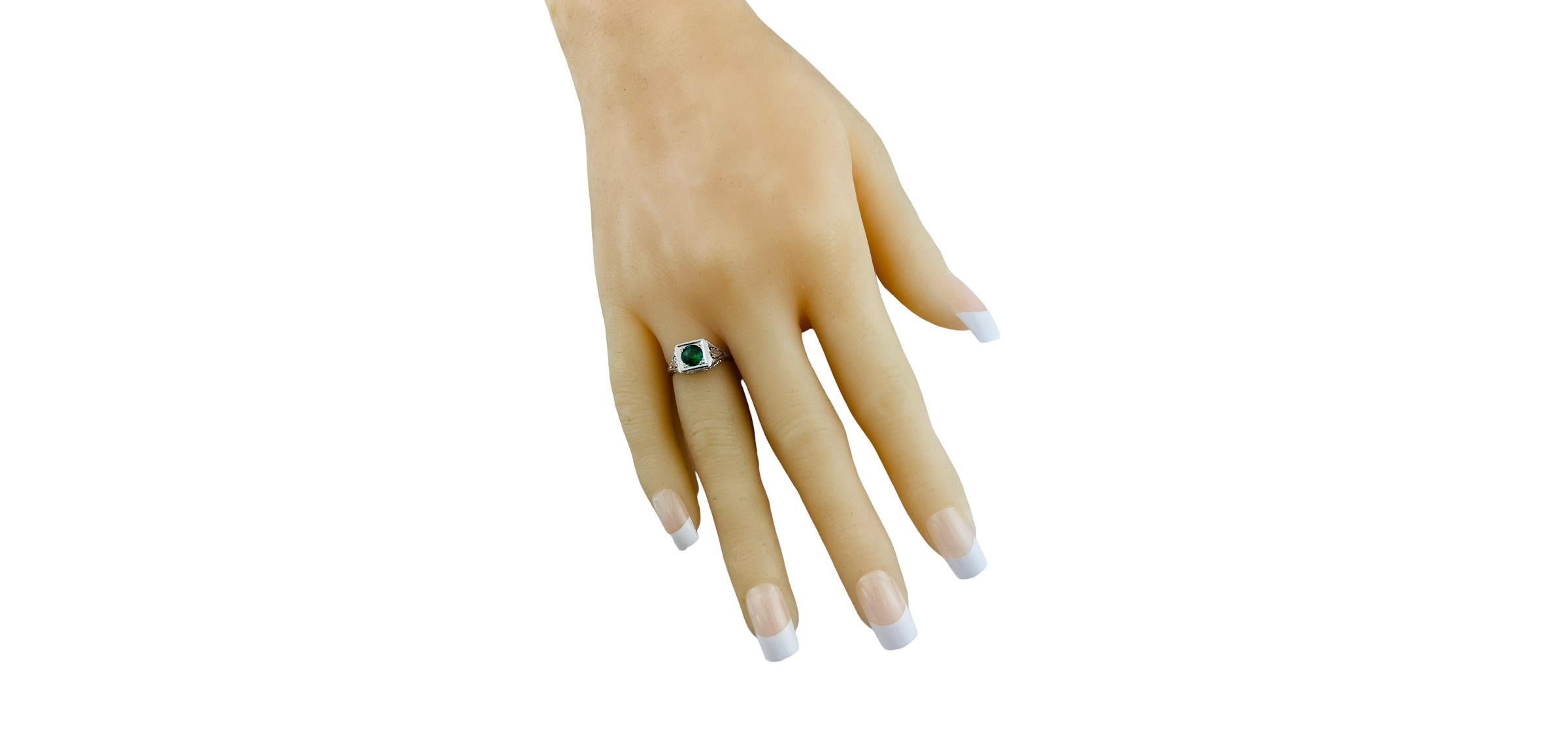 18K White Gold Green Garnet Filigree Ring #15993 For Sale 2