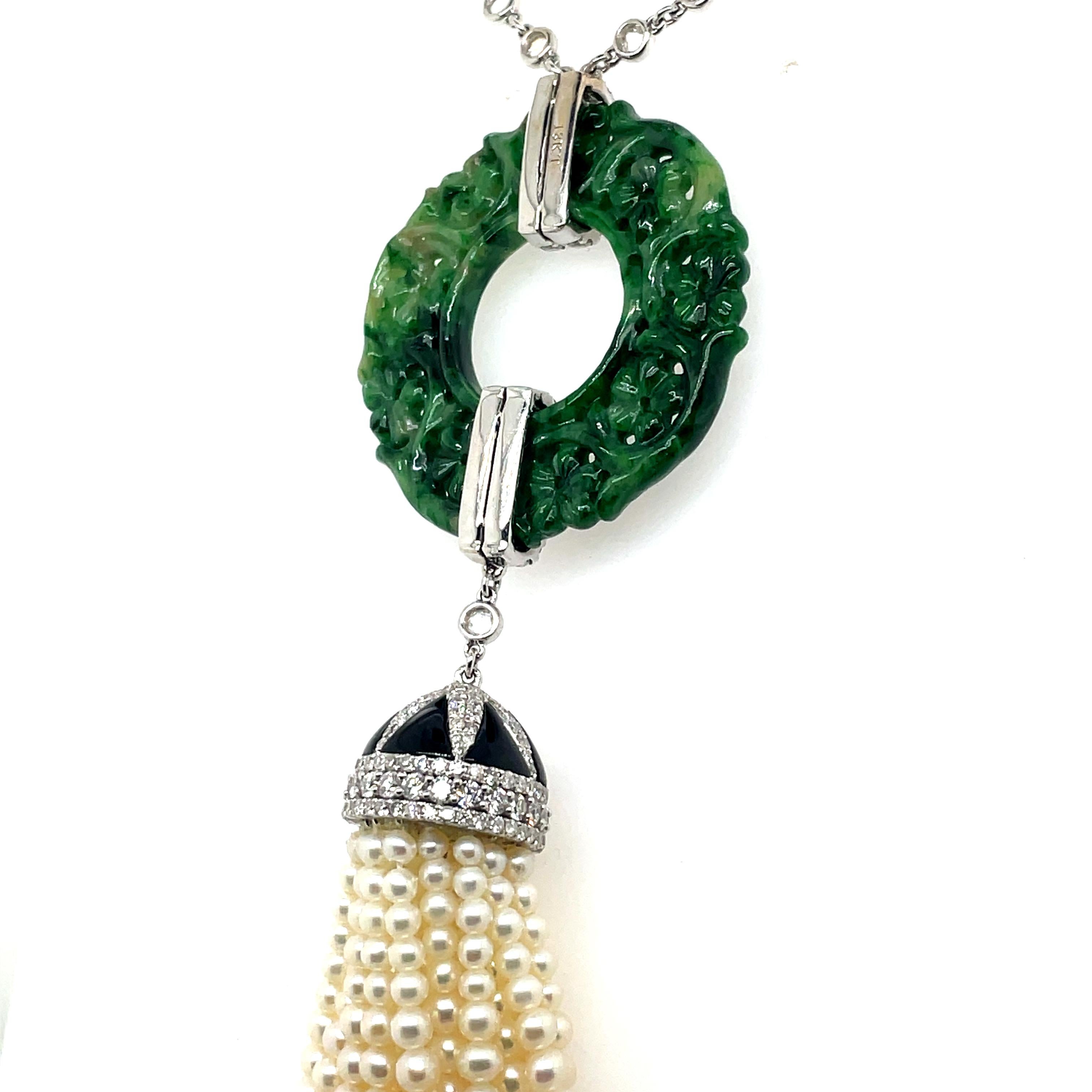 Collier à pompon en or blanc 18 carats, jade vert, perle d'émeraude 24,22 carats et diamants Neuf - En vente à Hong Kong, HK