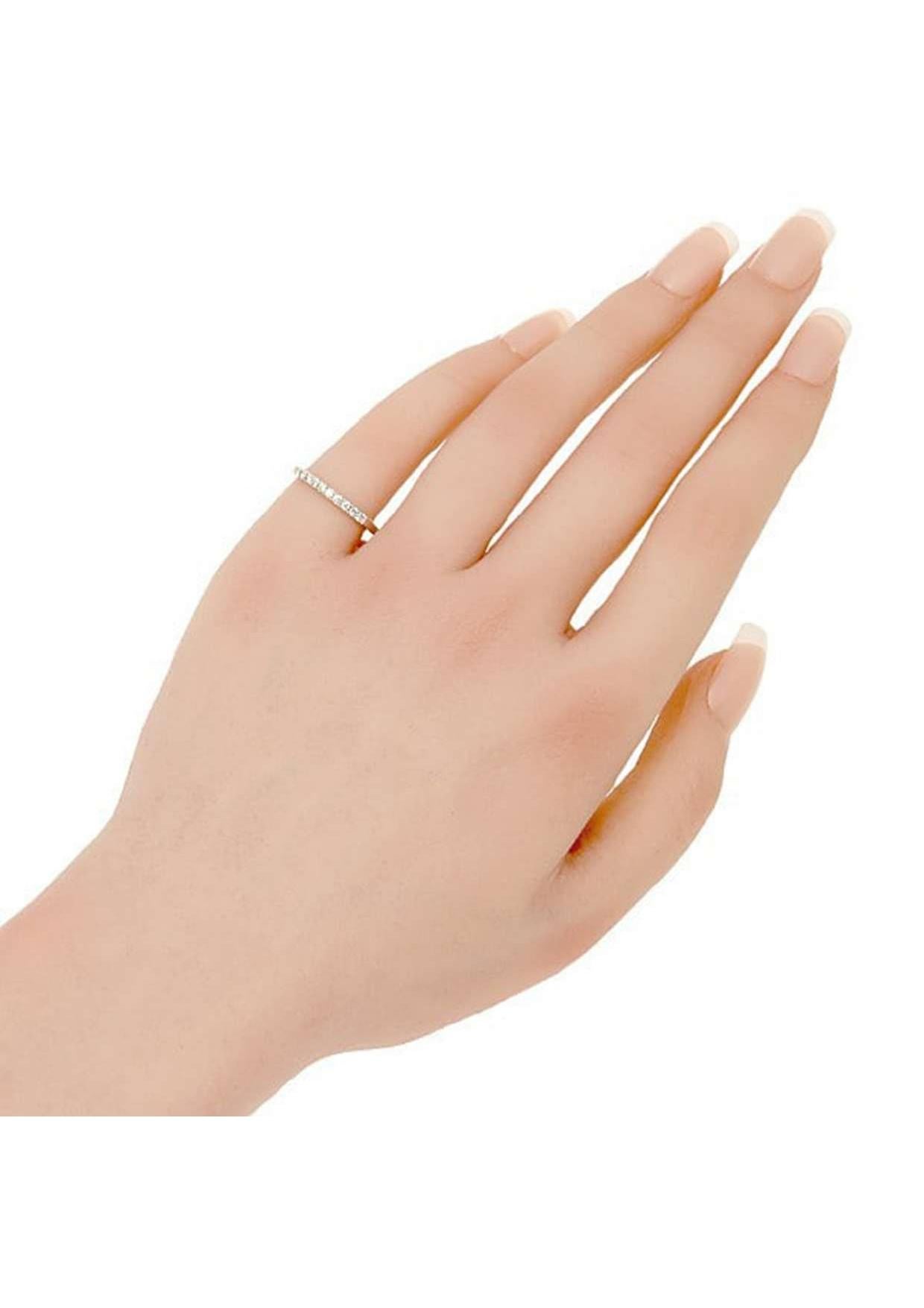 18 Karat Weißgold Halb-Eternity-Diamantring, 0,21 Karat, Größe 4,5 im Zustand „Neu“ im Angebot in Holtsville, NY