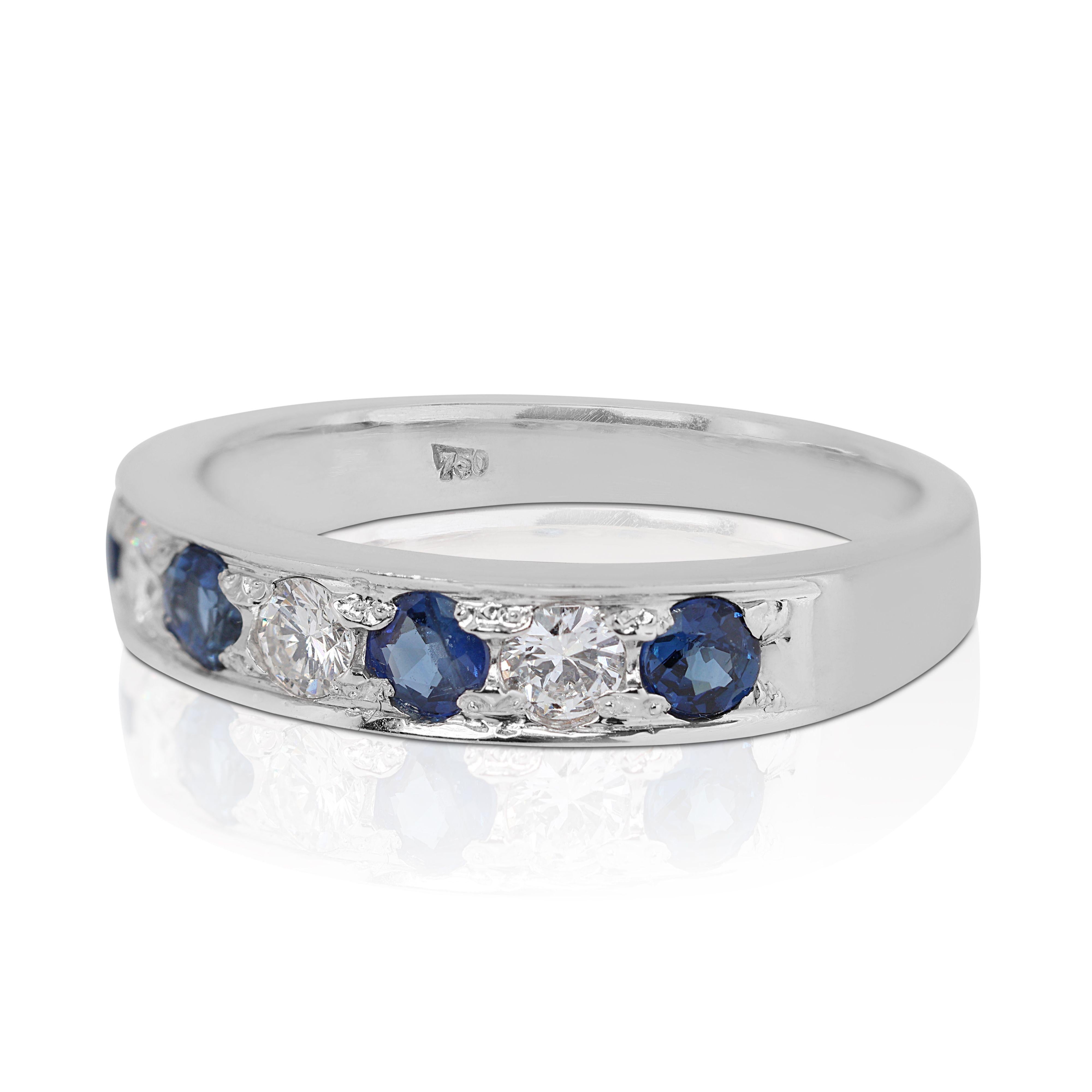 18k White Gold Half Eternity Ring with 0.35ct Natural Sapphire & Diamonds In New Condition For Sale In רמת גן, IL